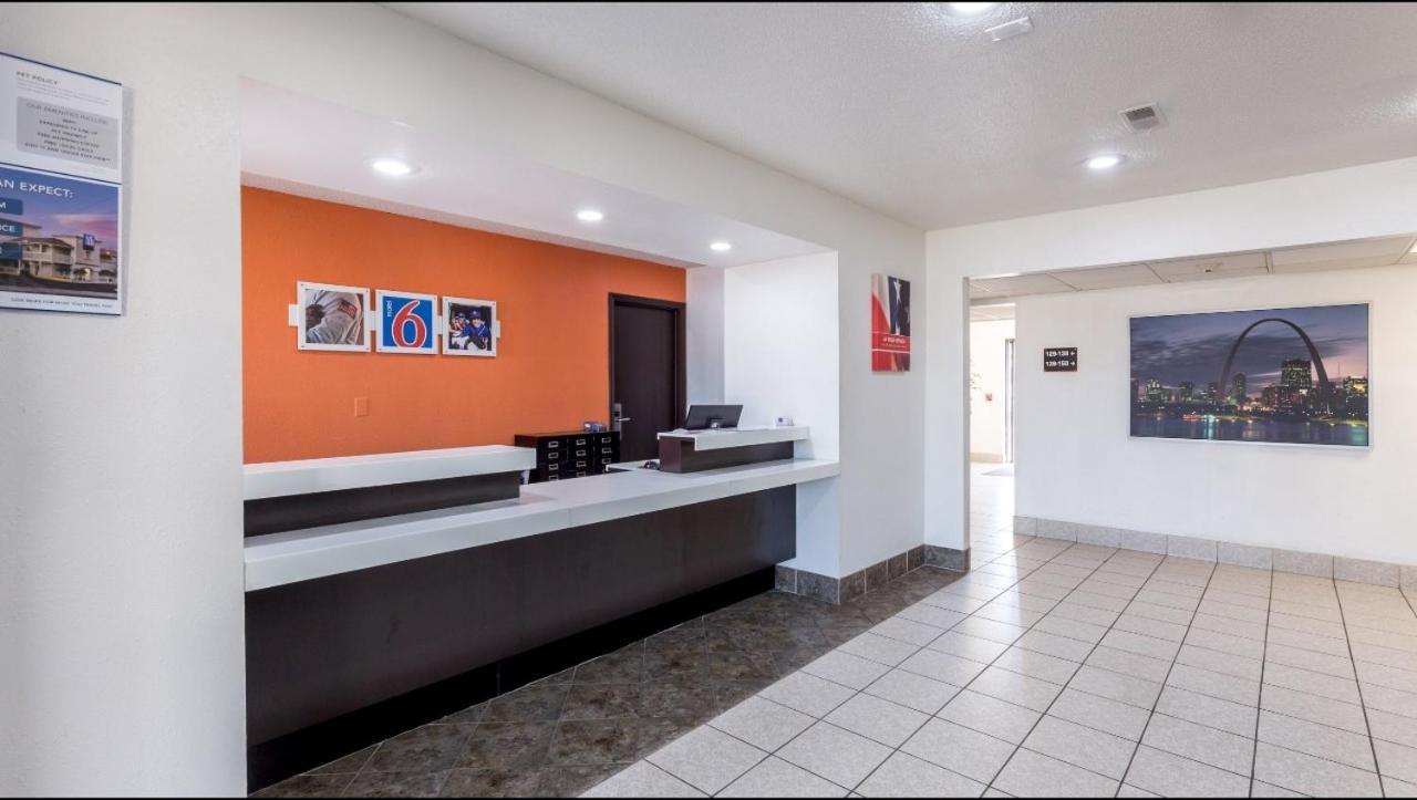 Motel 6-Troy, IL photo 4