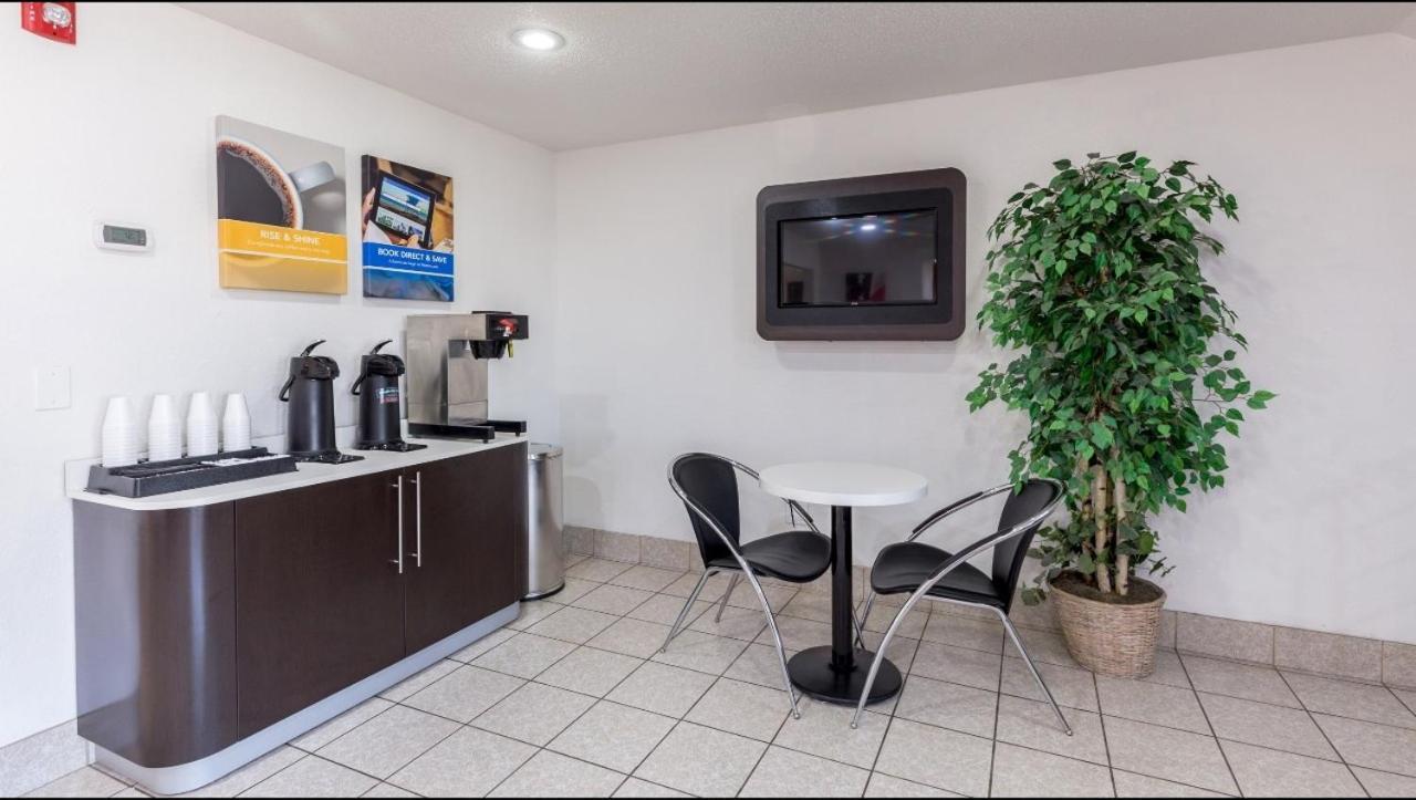 Motel 6-Troy, IL photo 5