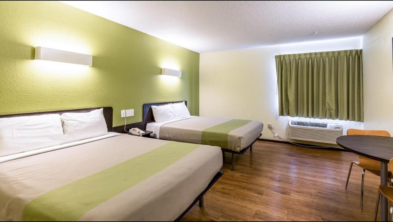 Motel 6-Troy, IL photo 12