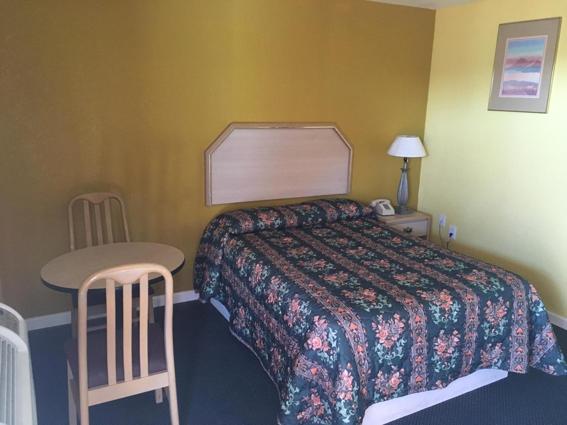 Blue Star Inn photo 16
