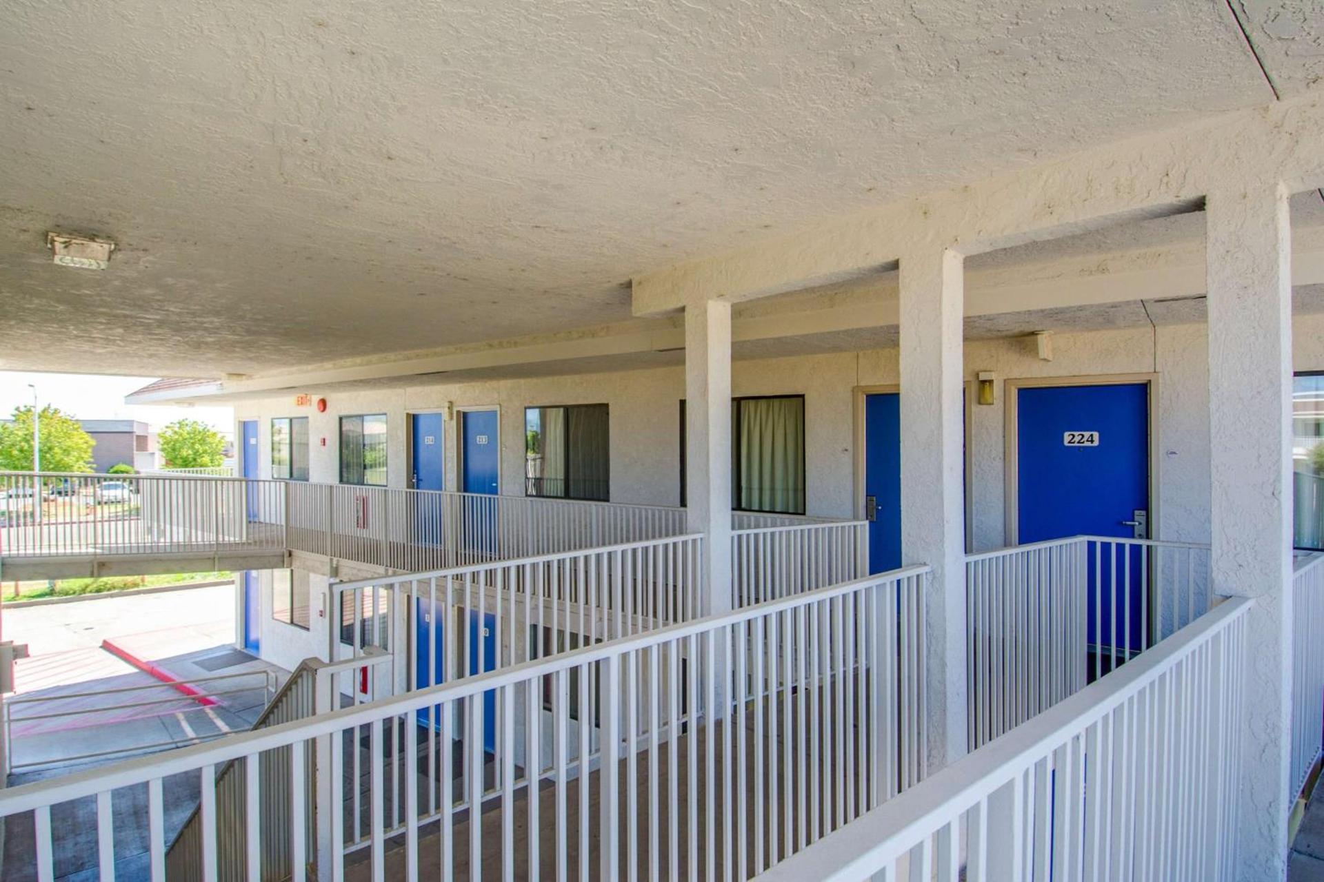 Motel 6-Redding, CA - North photo 33