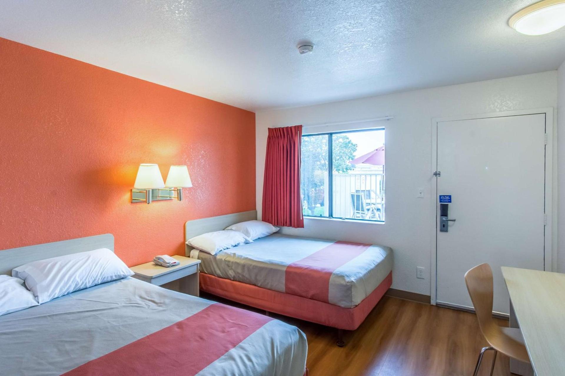 Motel 6-Redding, CA - North photo 41