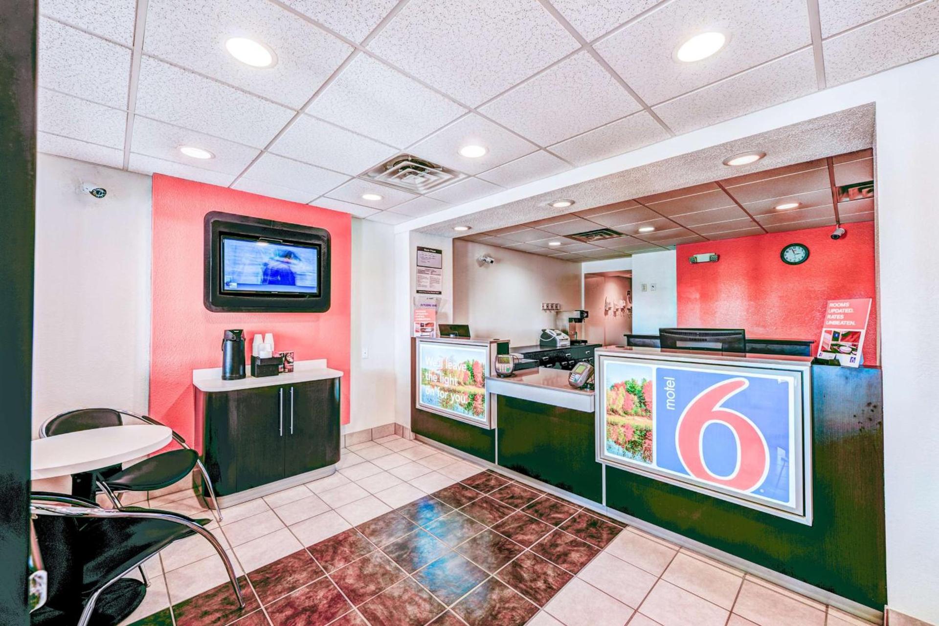 Motel 6-Niantic, CT - New London photo 27