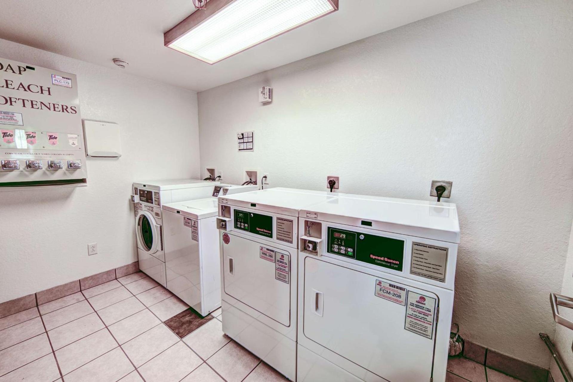 Motel 6-Niantic, CT - New London photo 31