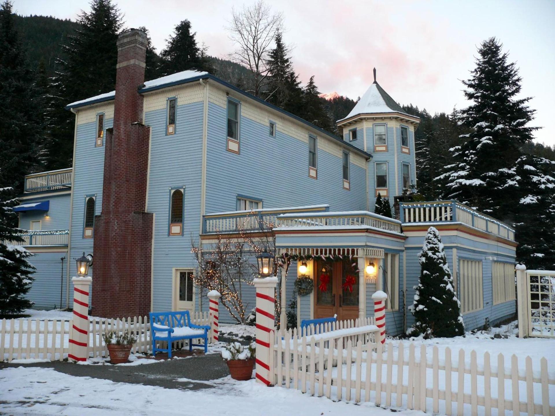Alexander's Lodge photo 39