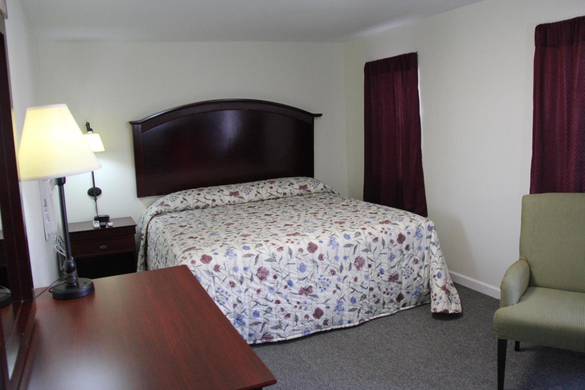 Pleasant Hill Motel photo 2