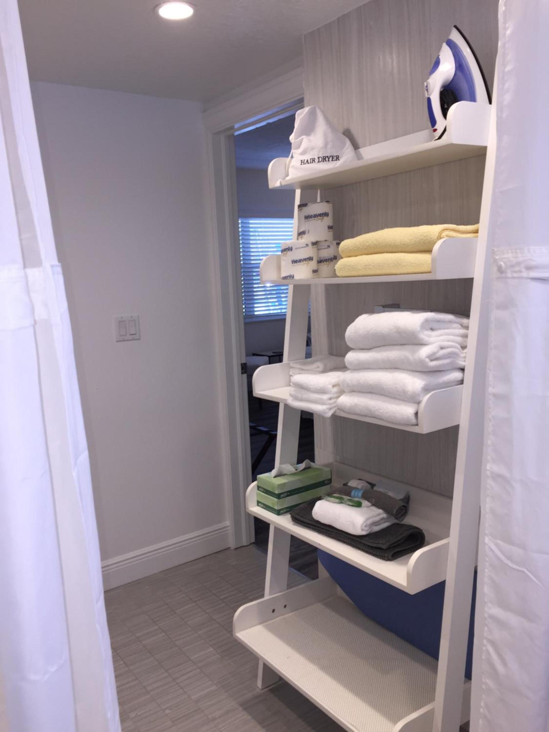 Sea Spray Inn photo 25