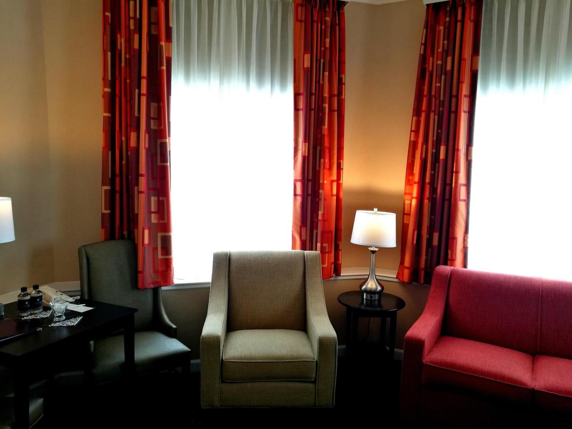 The Wilshire Grand Hotel photo 17