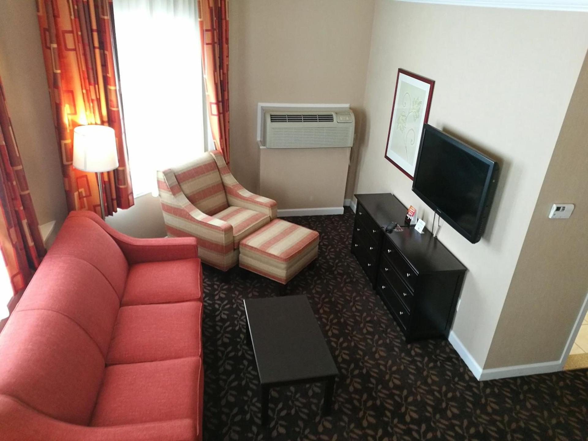 The Wilshire Grand Hotel photo 37