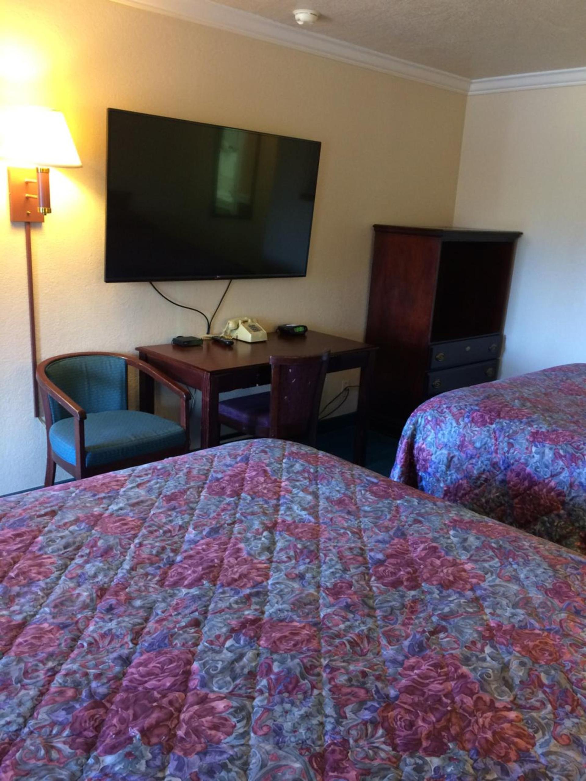 Oak Motel photo 10