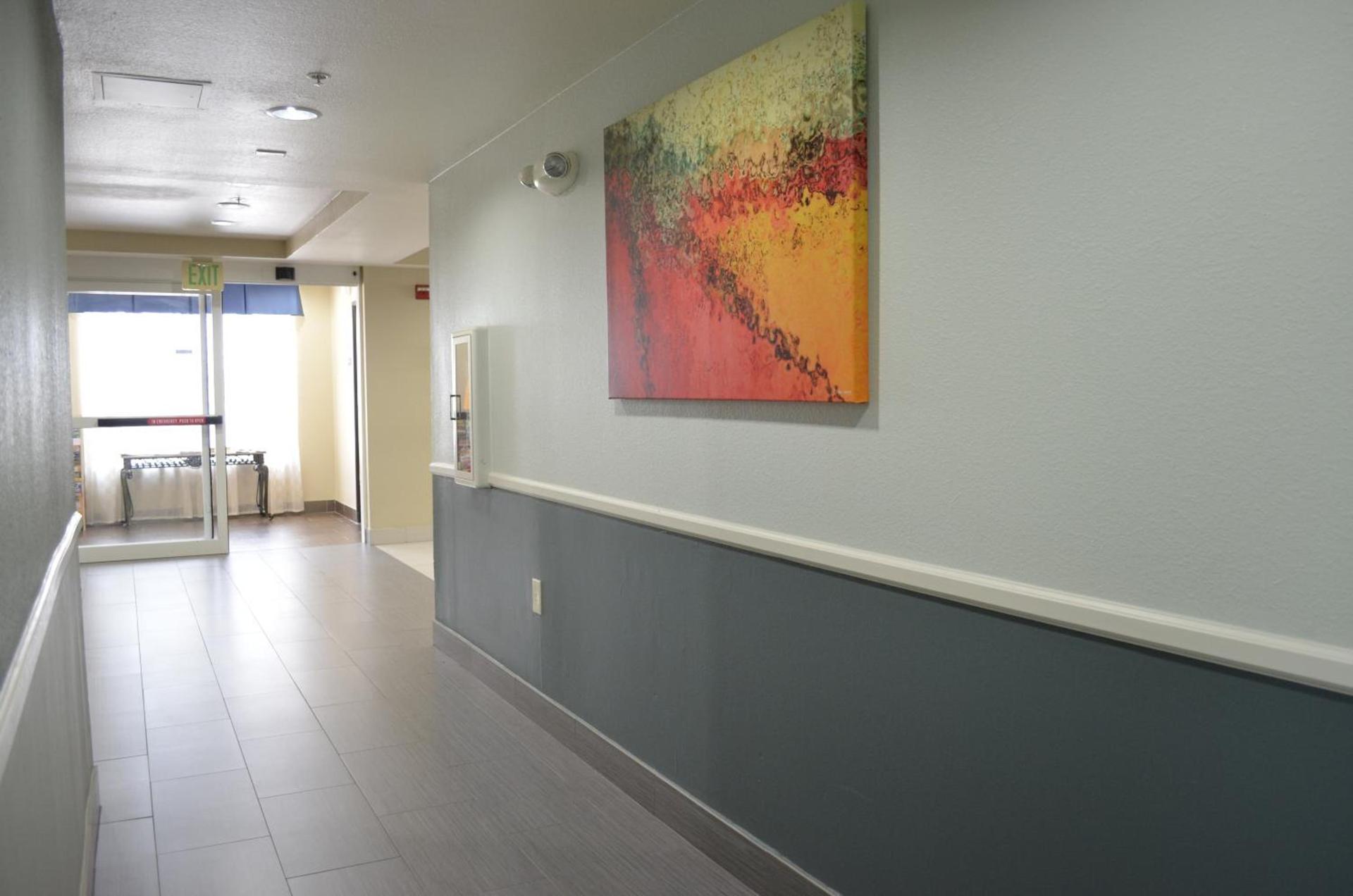 Super 8 by Wyndham Irving/DFW Apt/North photo 34