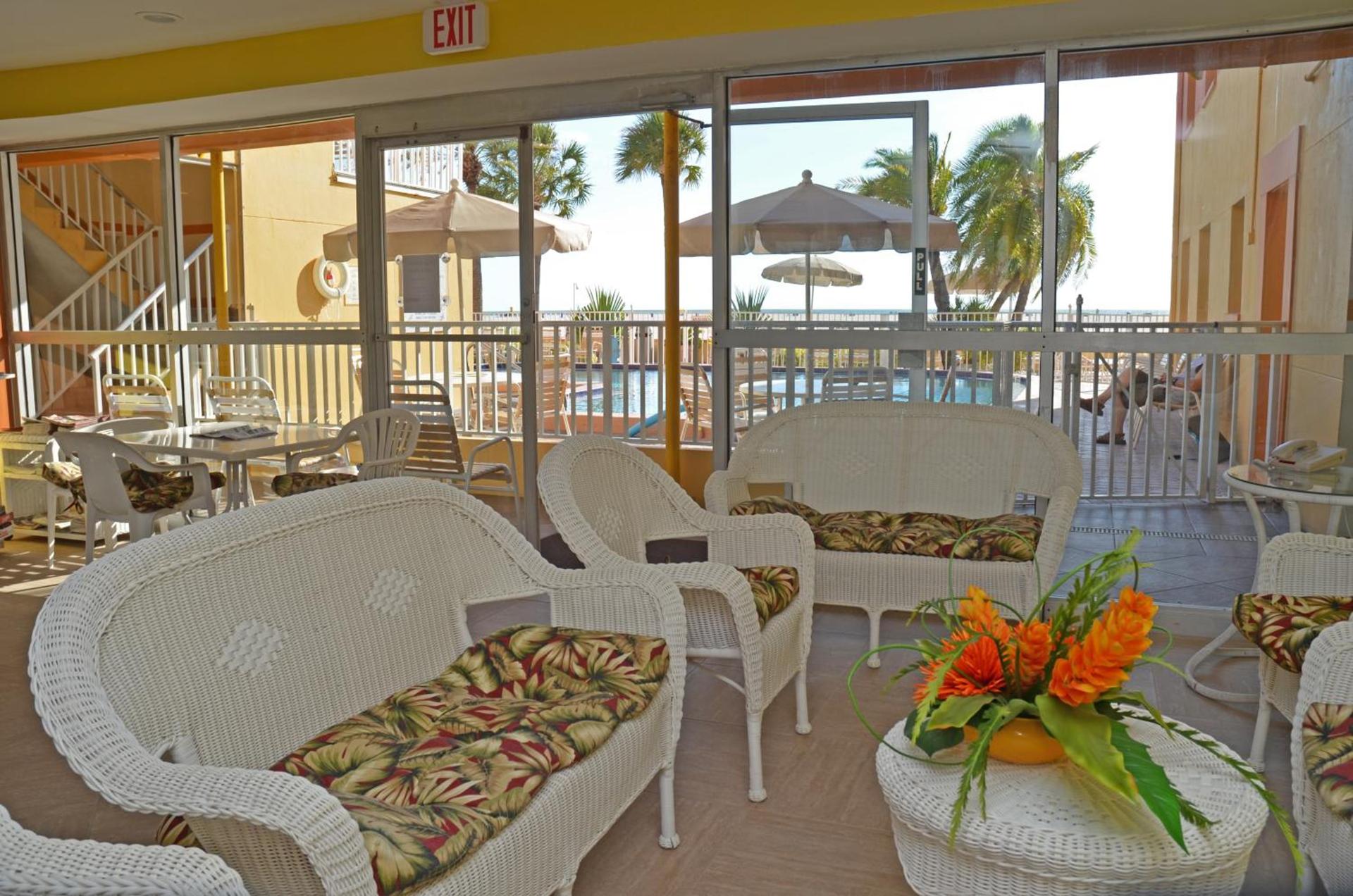 Page Terrace Beachfront Hotel photo 17