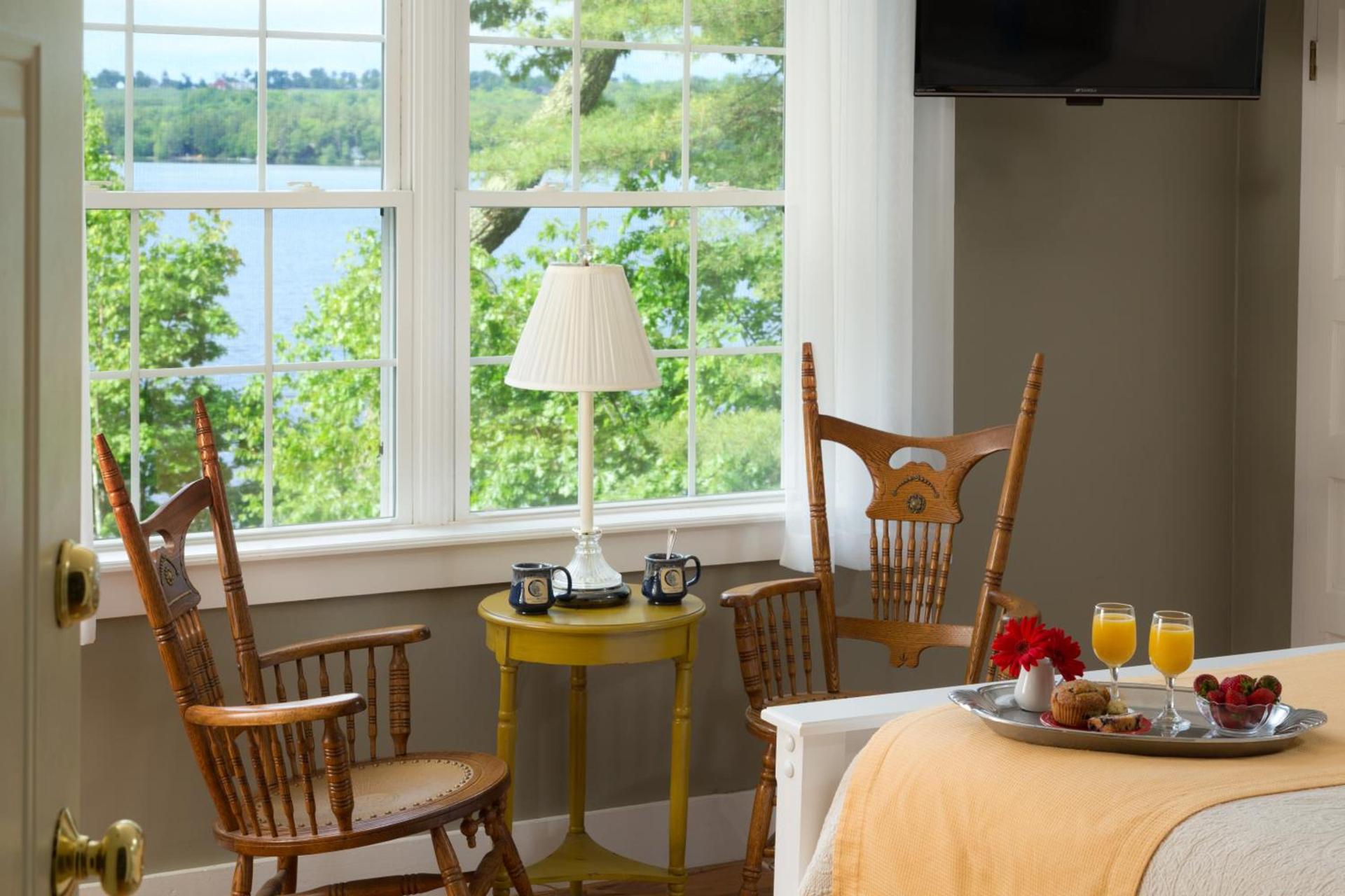 Wolf Cove Inn photo 21