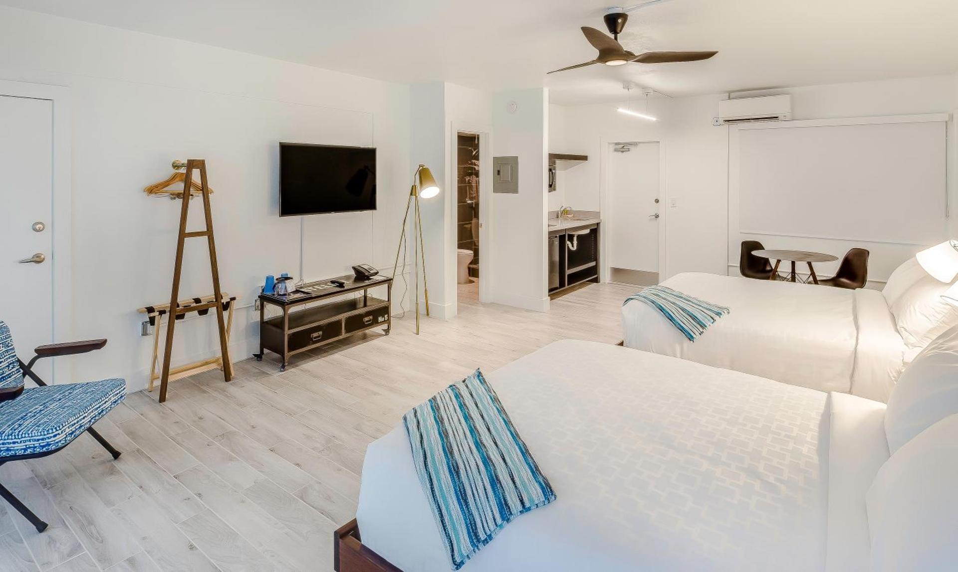Plunge Beach Resort photo 55