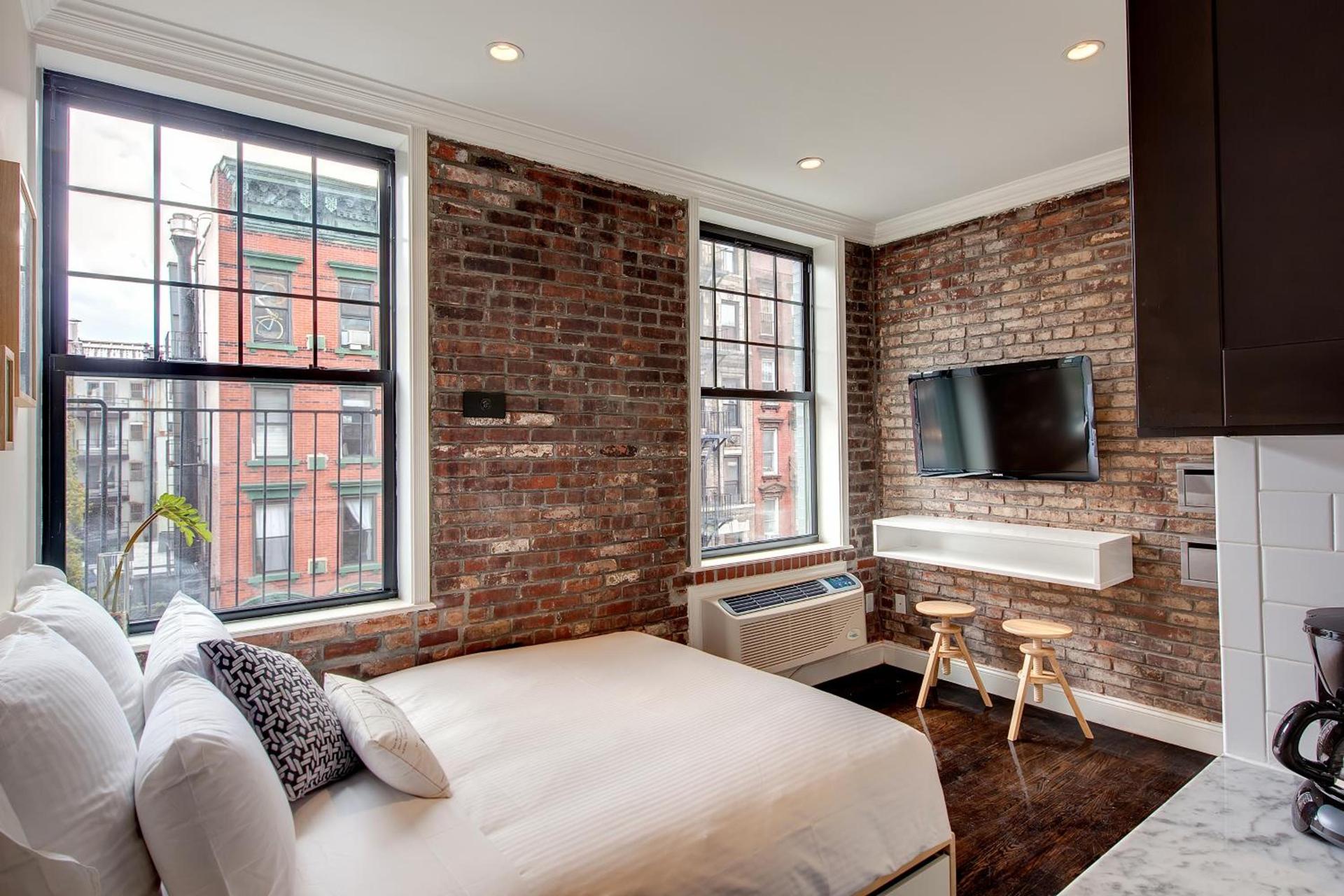 East Village Hotel photo 23