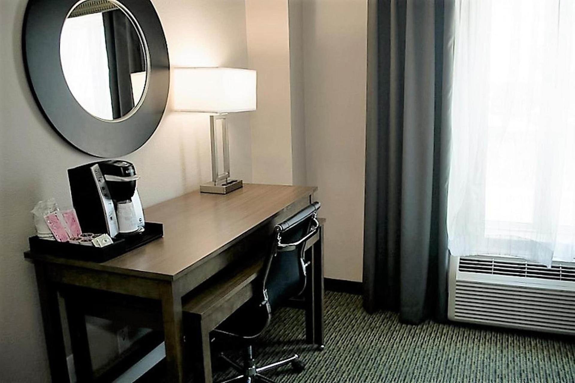 Holiday Inn Express Hotel and Suites Port Aransas/Beach Area by IHG photo 9