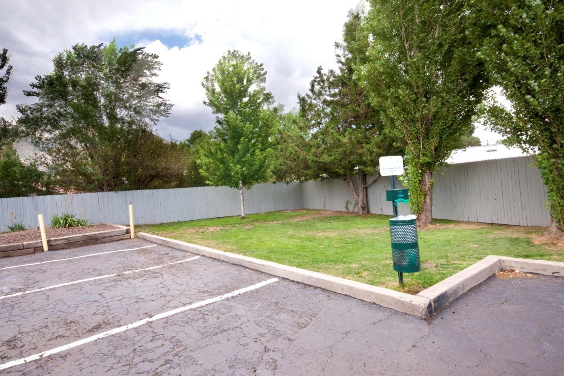 Best Western Pony Soldier Inn & Suites photo 8