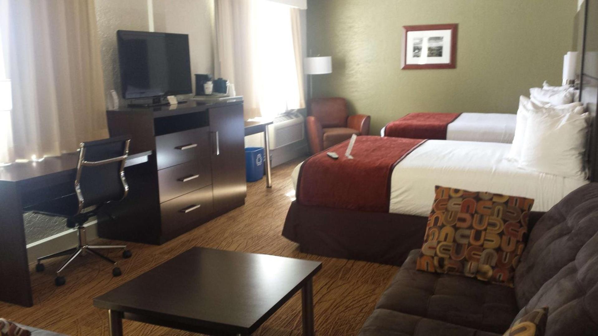 Best Western Pony Soldier Inn & Suites photo 24