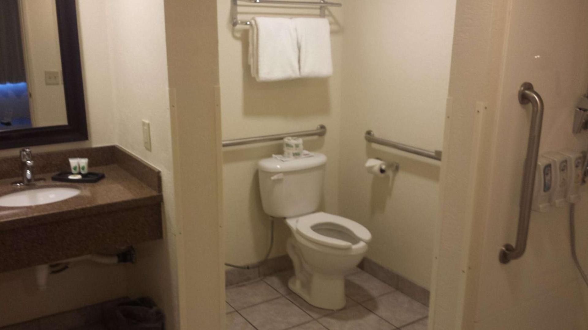 Best Western Pony Soldier Inn & Suites photo 29
