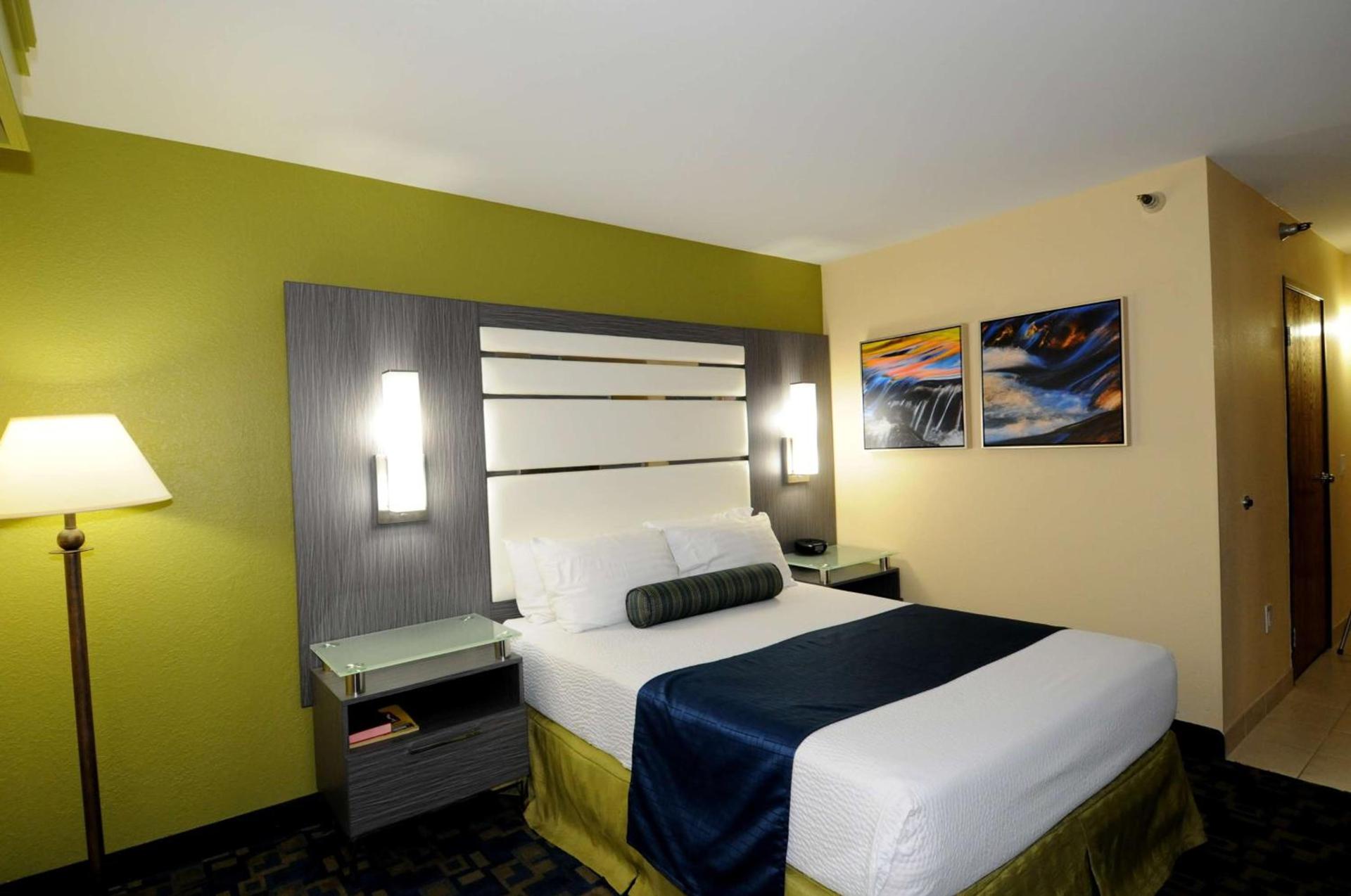 Best Western Antelope Inn & Suites photo 19