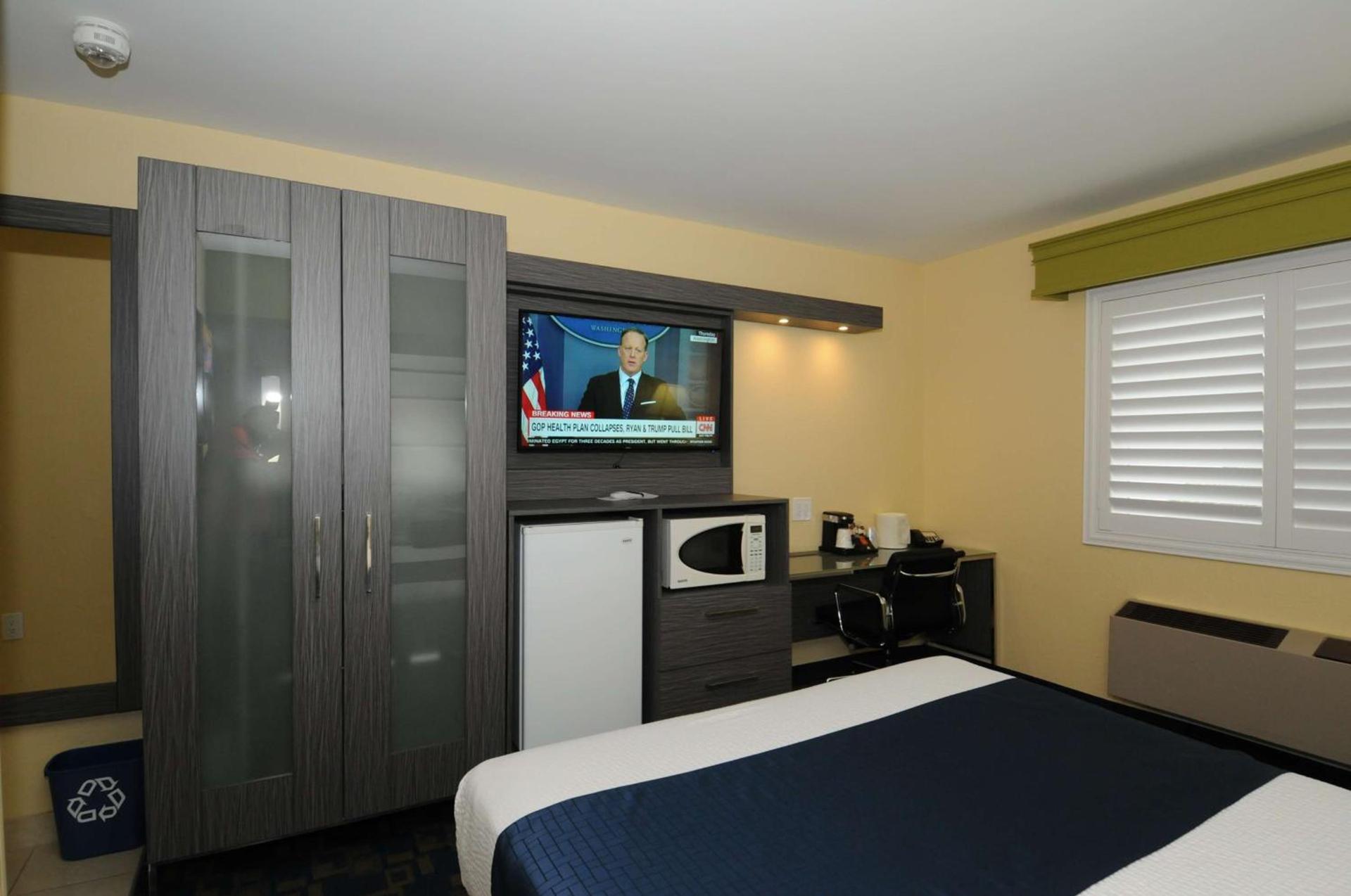 Best Western Antelope Inn & Suites photo 21