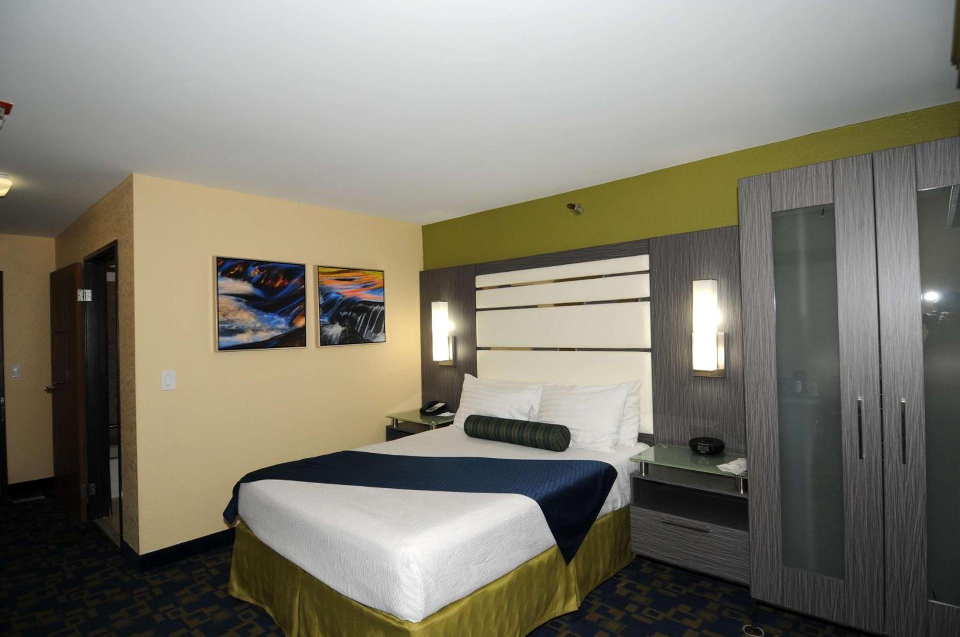Best Western Antelope Inn & Suites photo 25