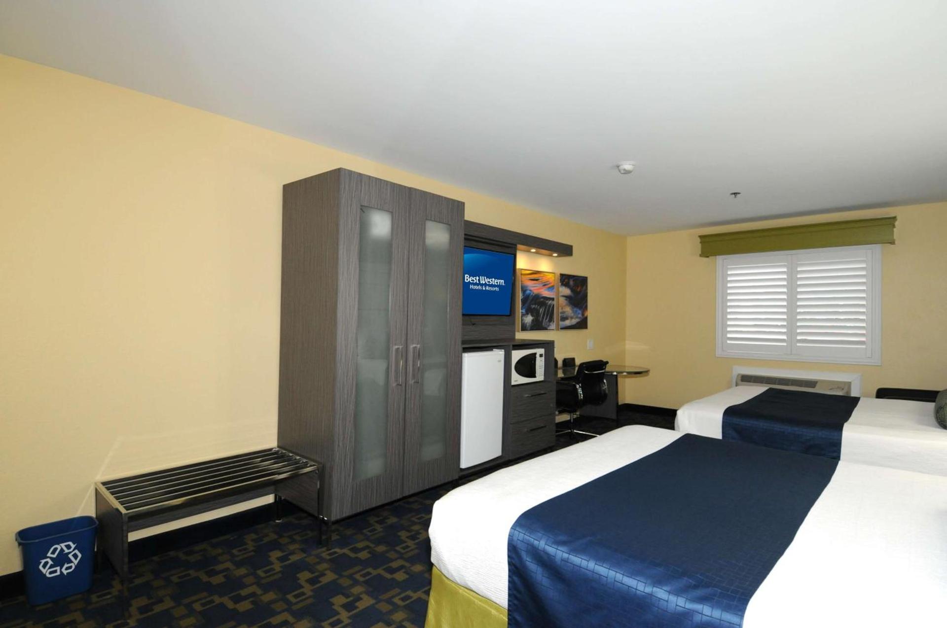 Best Western Antelope Inn & Suites photo 31