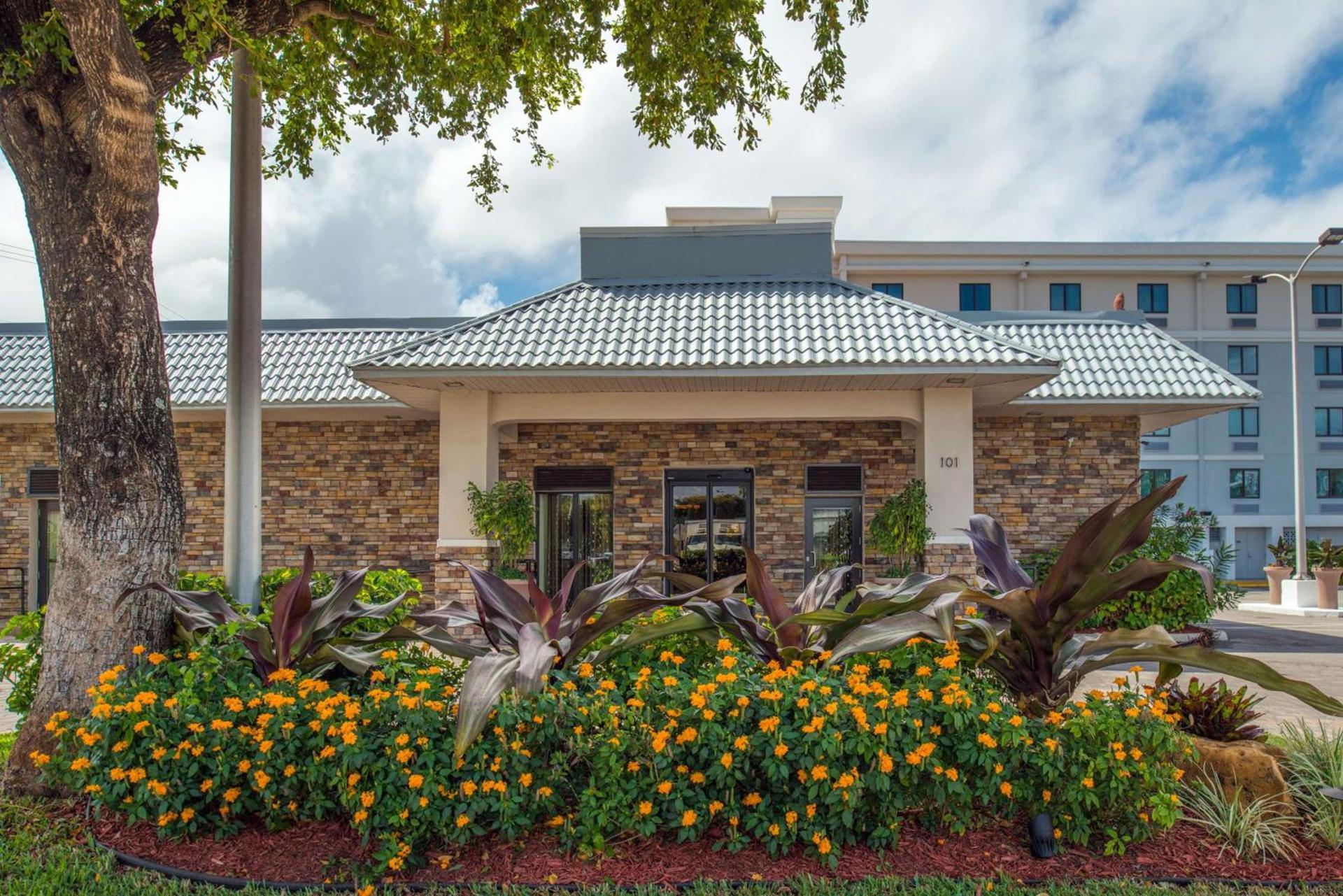 Best Western Plus Hollywood/Aventura photo 5