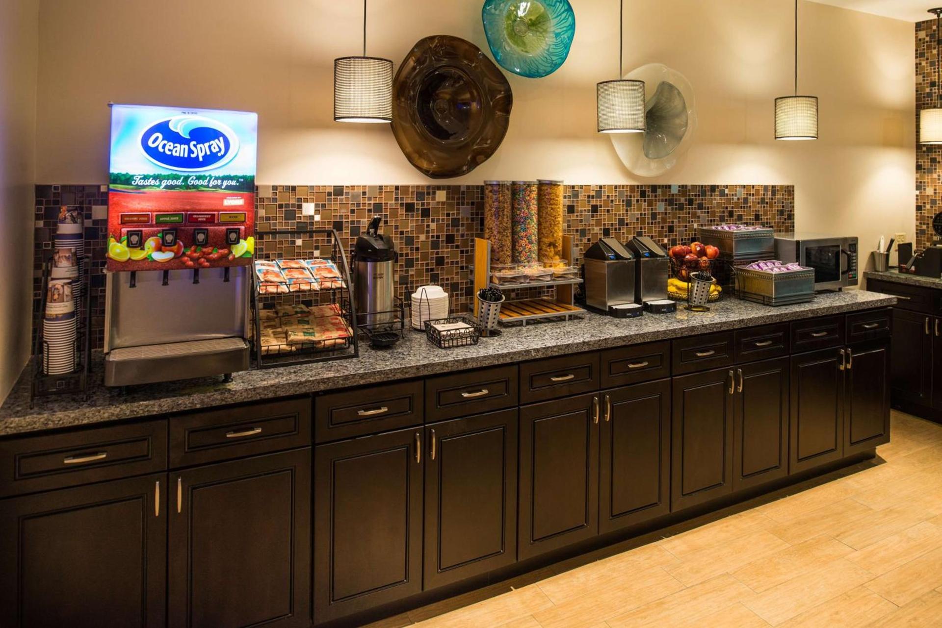Best Western Plus Hollywood/Aventura photo 18