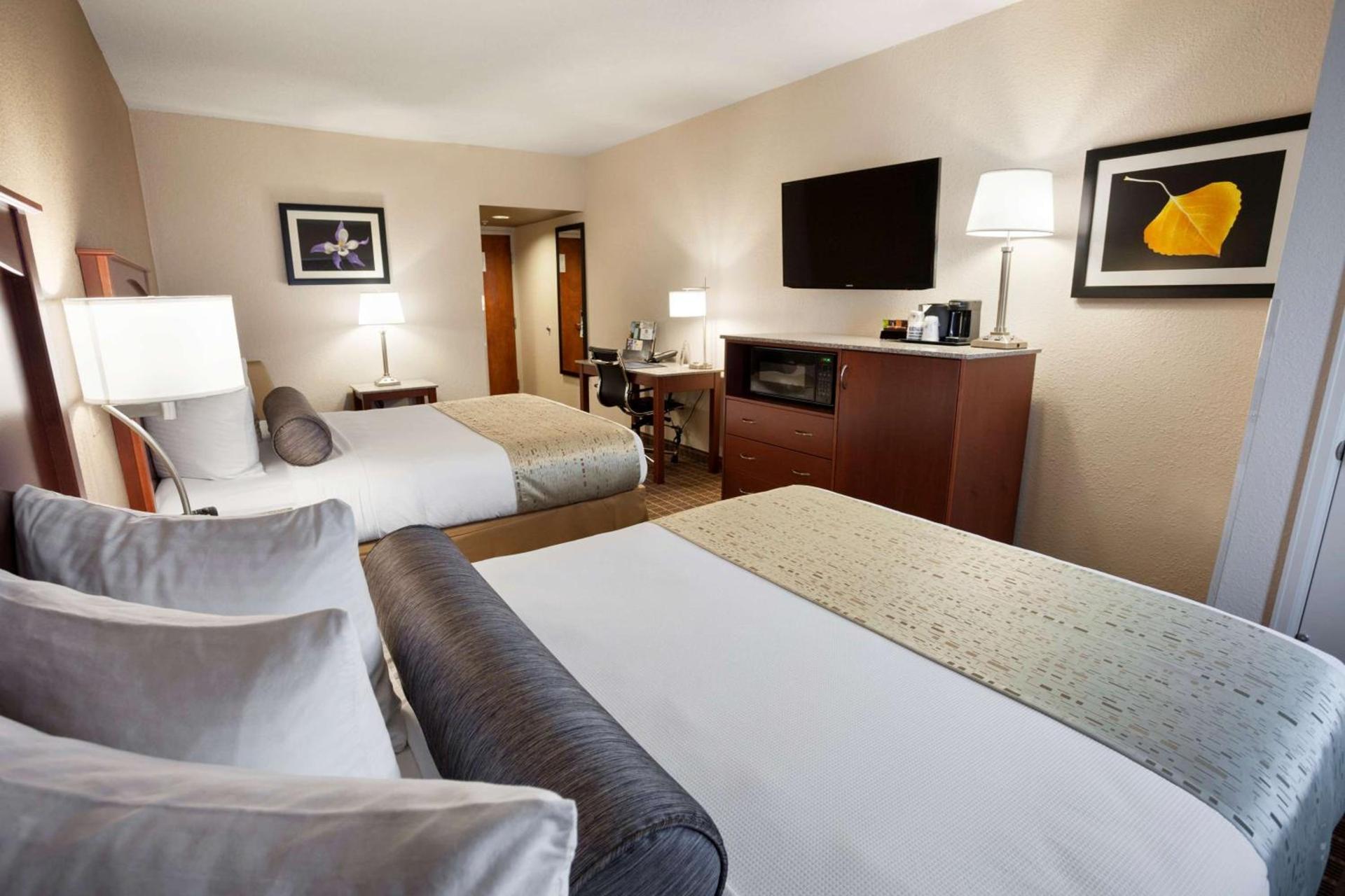 Best Western Plus Peak Vista Inn & Suites photo 7