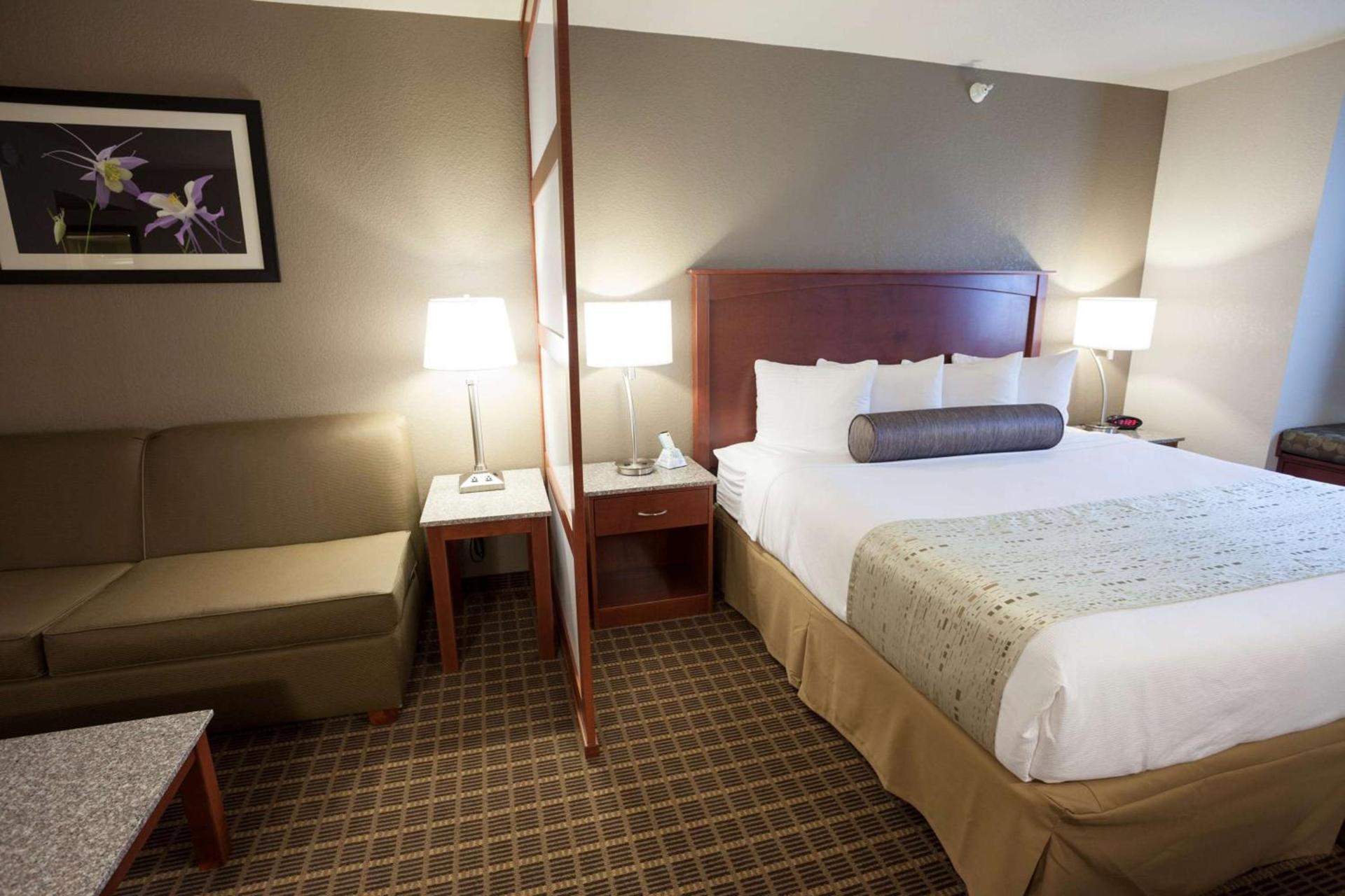 Best Western Plus Peak Vista Inn & Suites photo 15