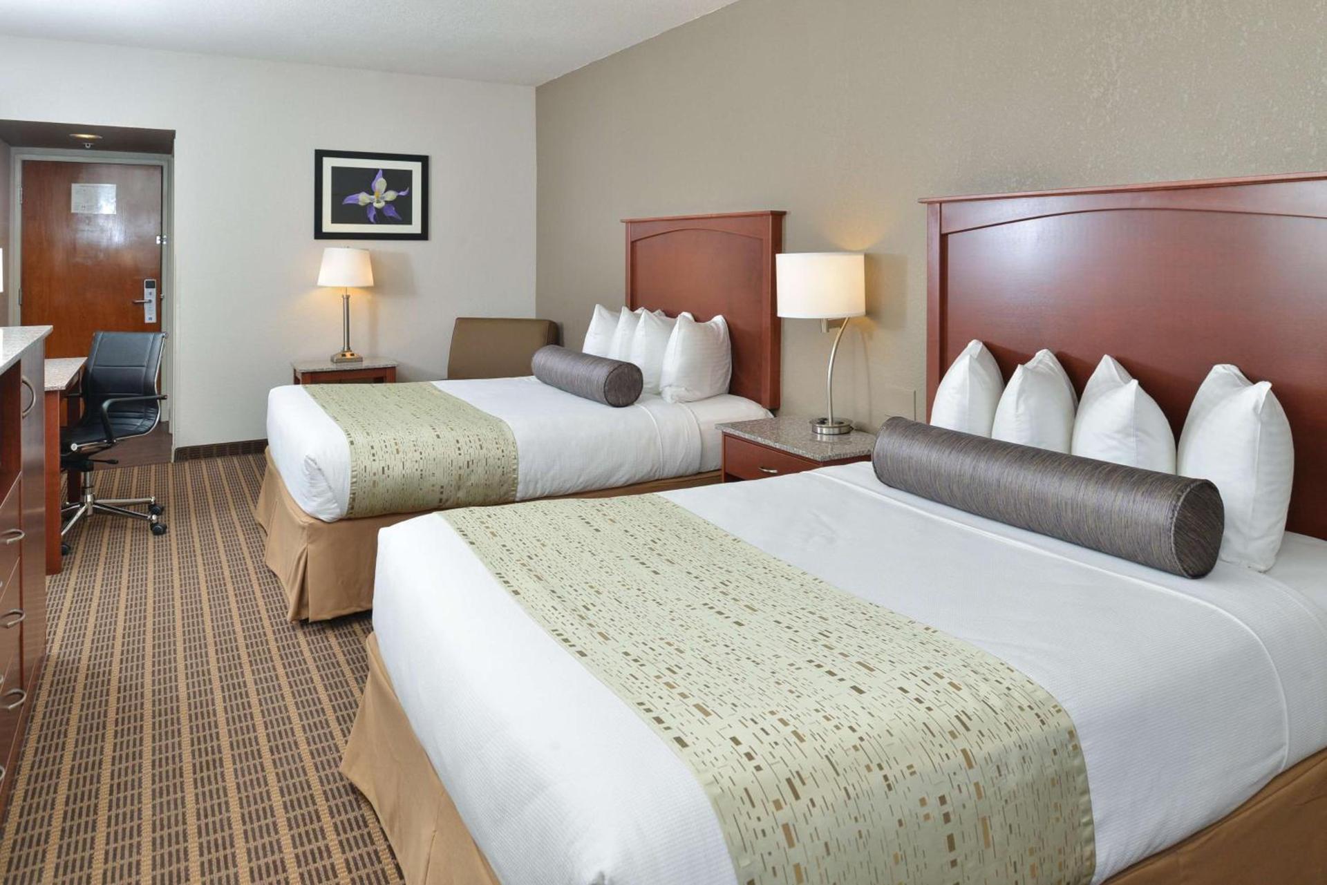 Best Western Plus Peak Vista Inn & Suites photo 12