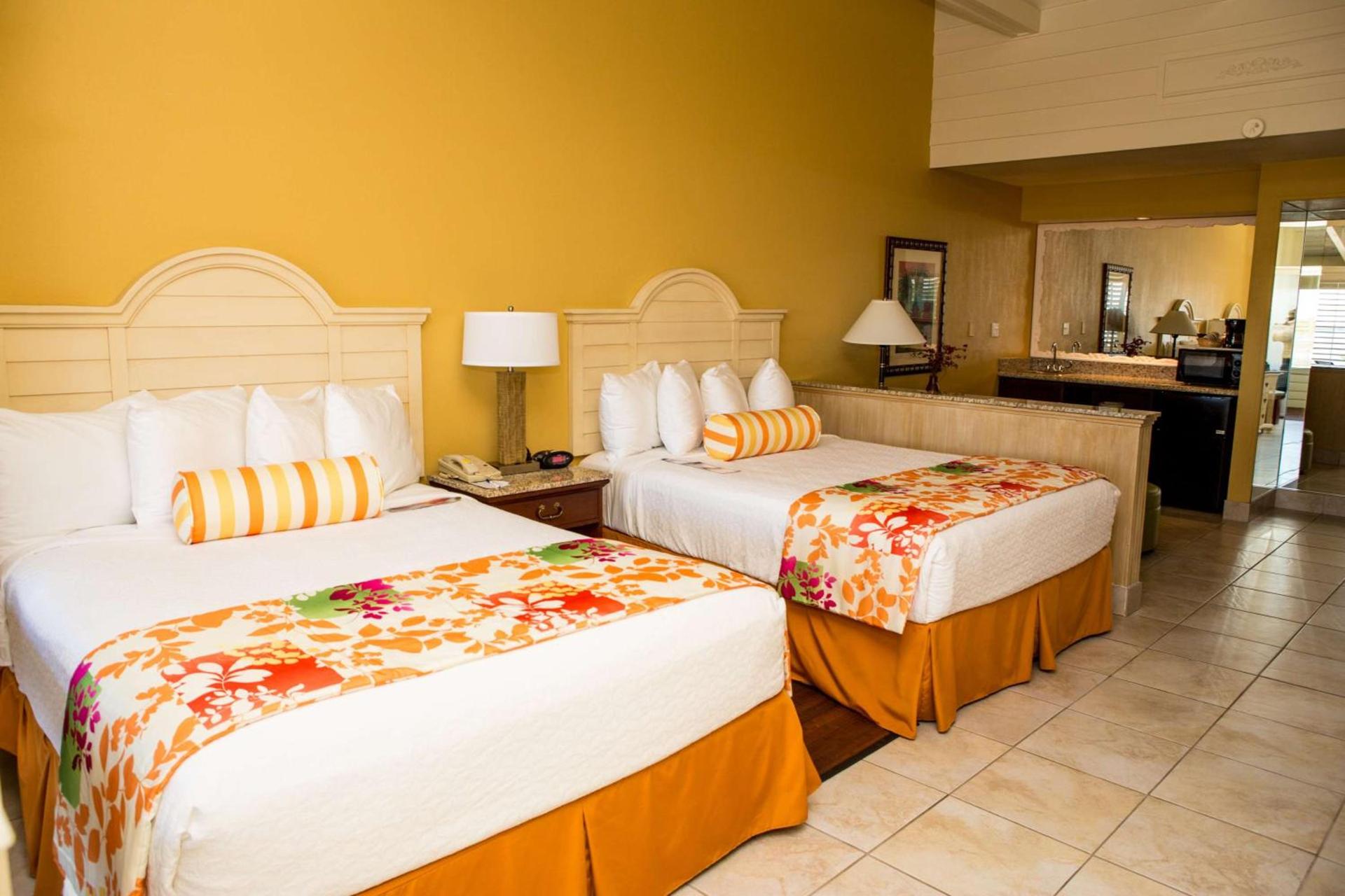 Best Western Plus Yacht Harbor Inn photo 18