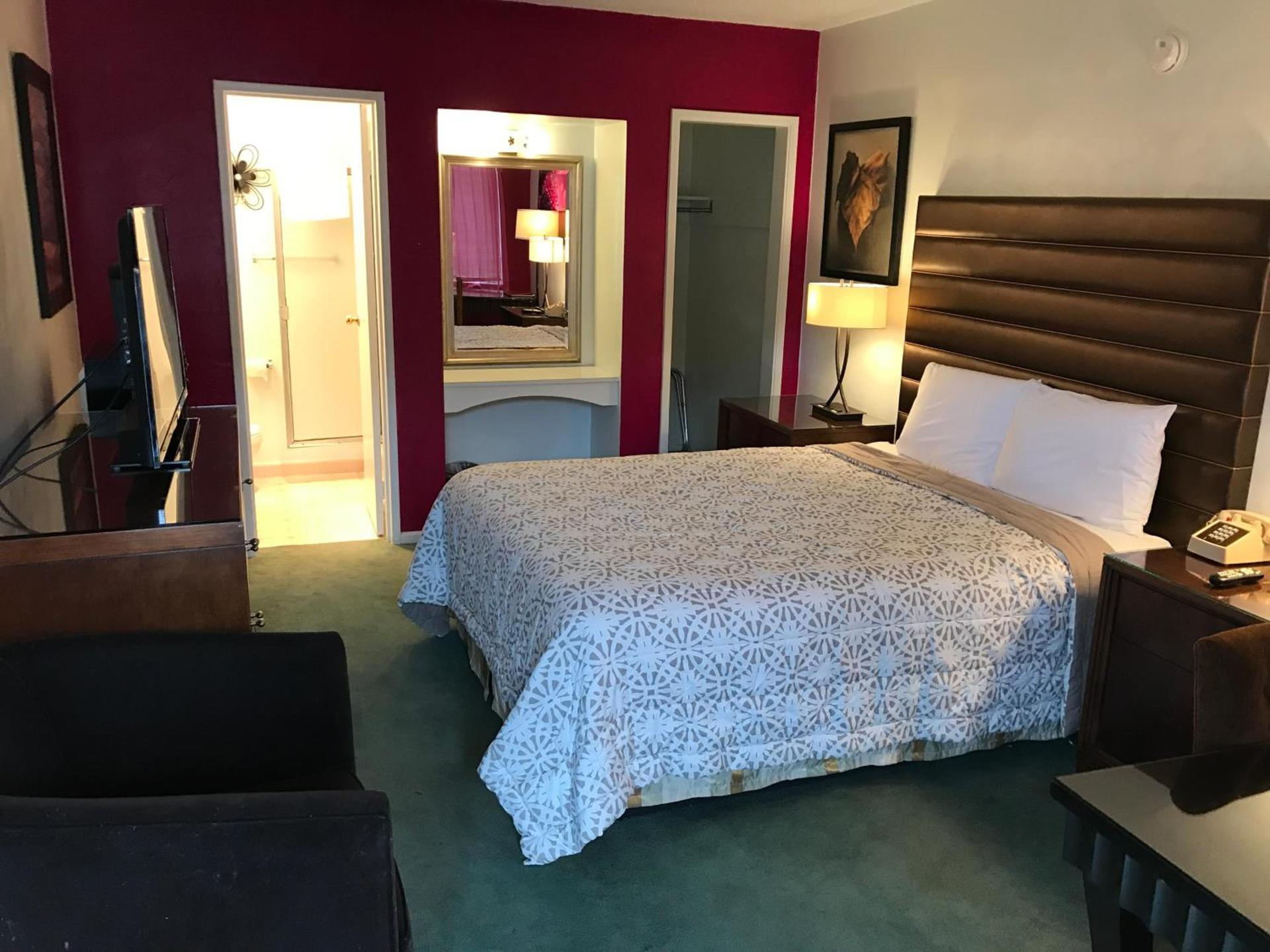 Discovery Inn photo 8