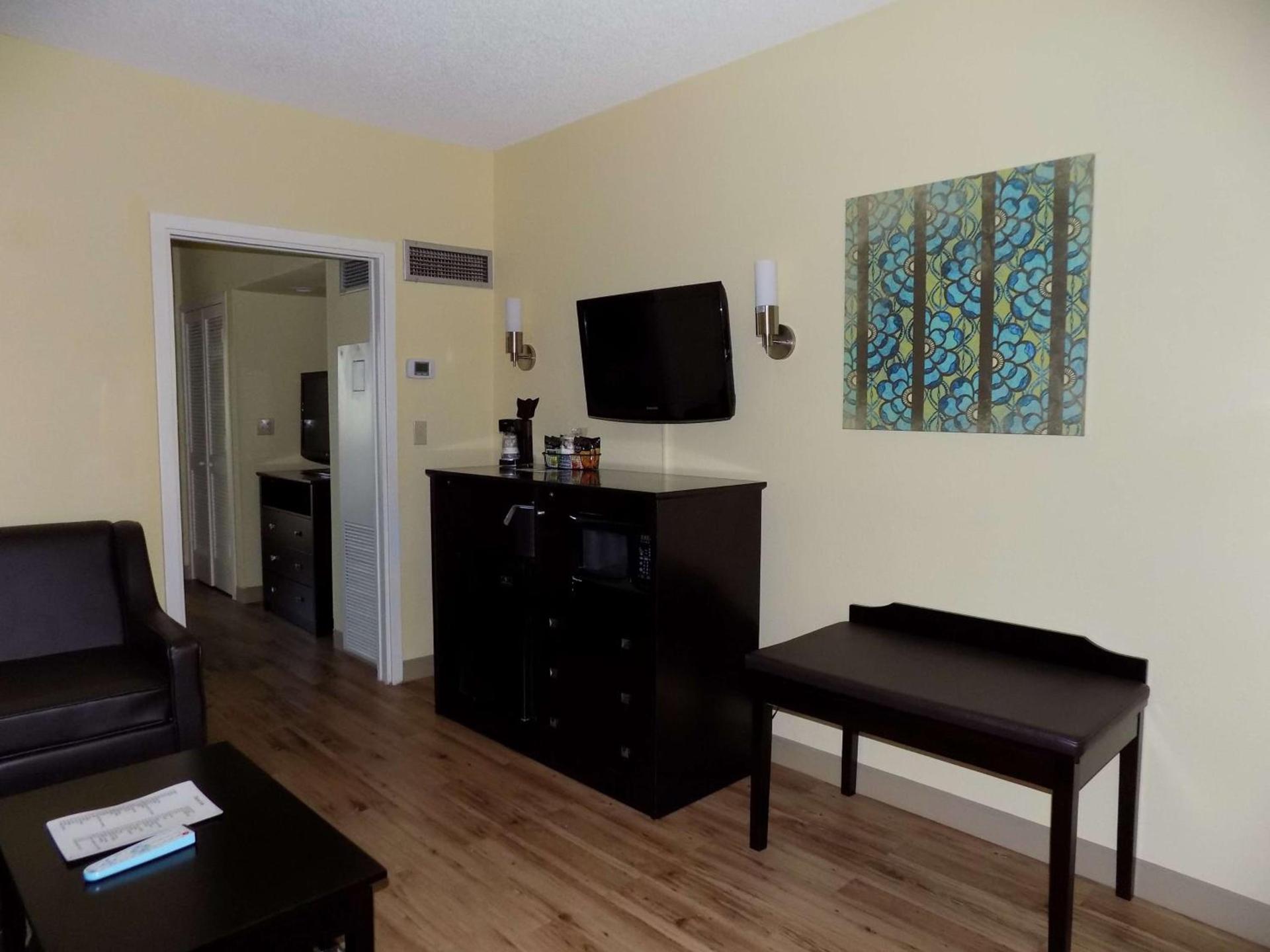 Best Western Plus Deerfield Beach Hotel & Suites photo 22