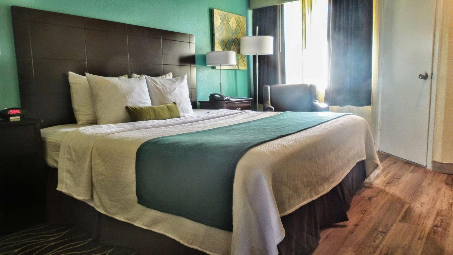 Best Western Plus Deerfield Beach Hotel & Suites photo 21