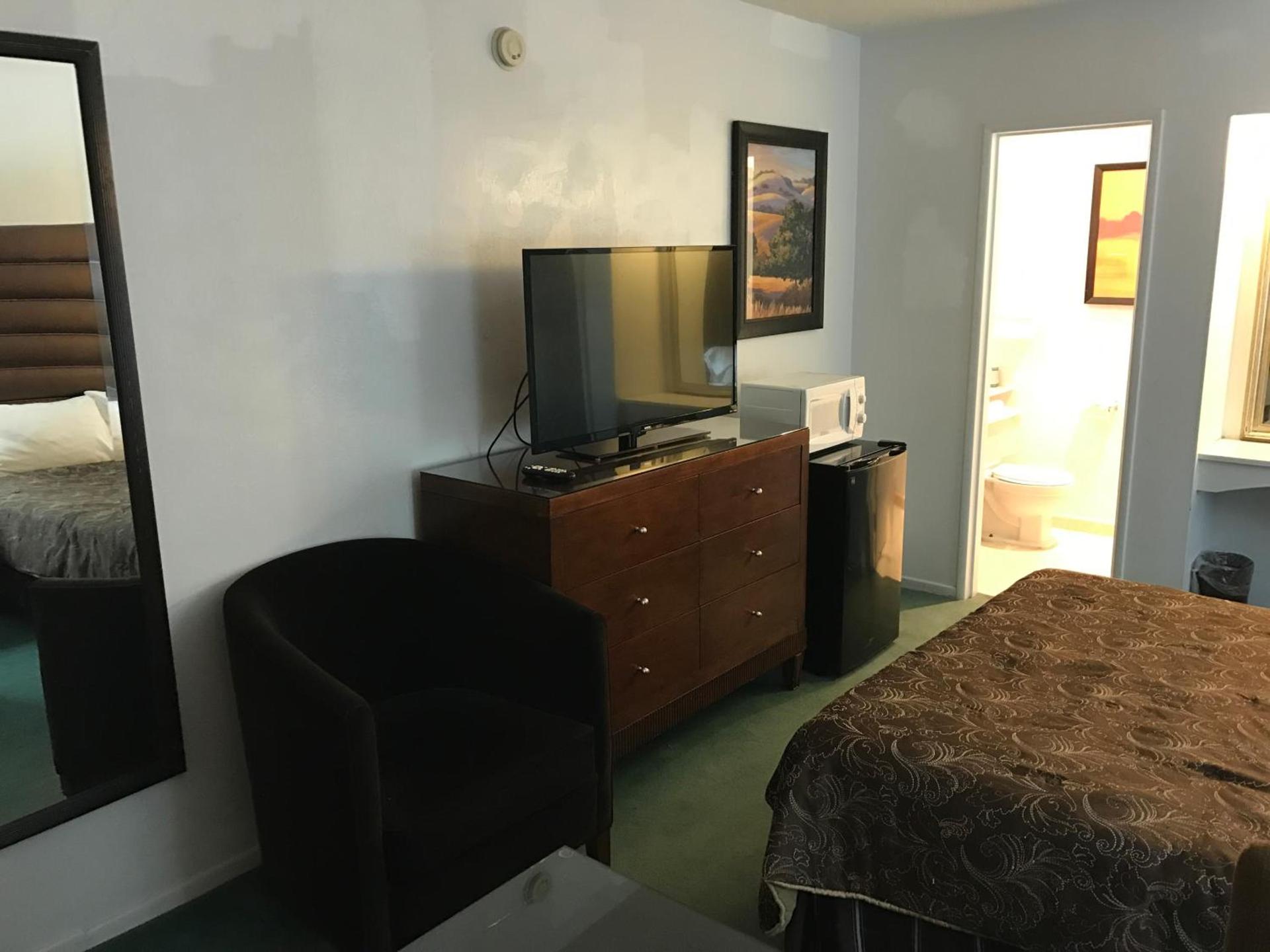 Discovery Inn photo 11