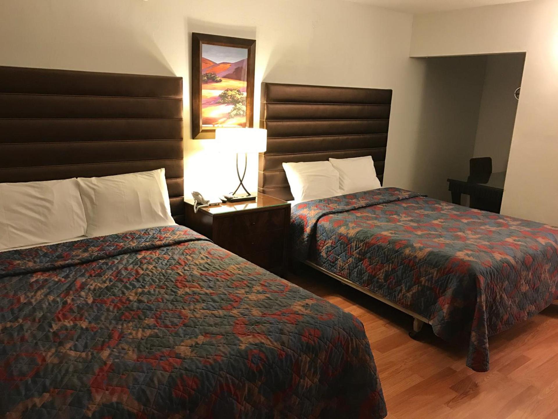 Discovery Inn photo 14