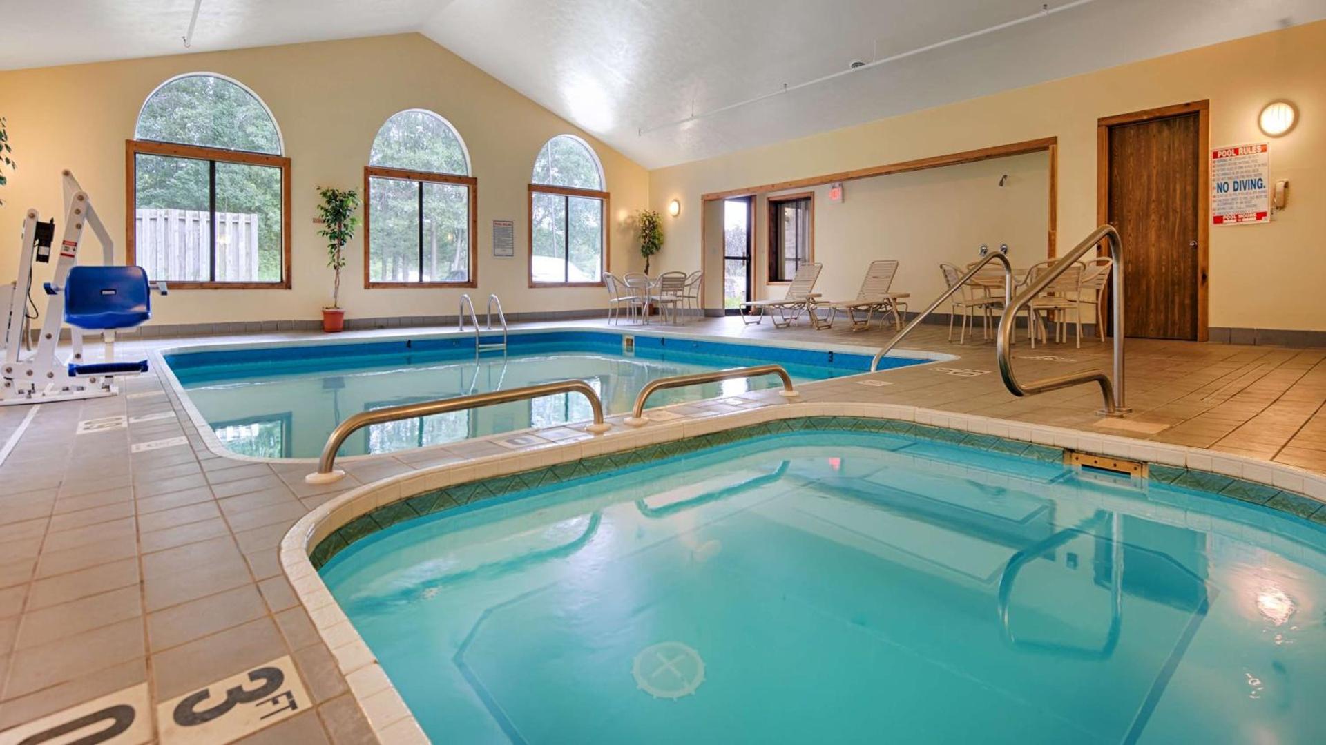 Best Western Plaza Hotel Saugatuck photo 4