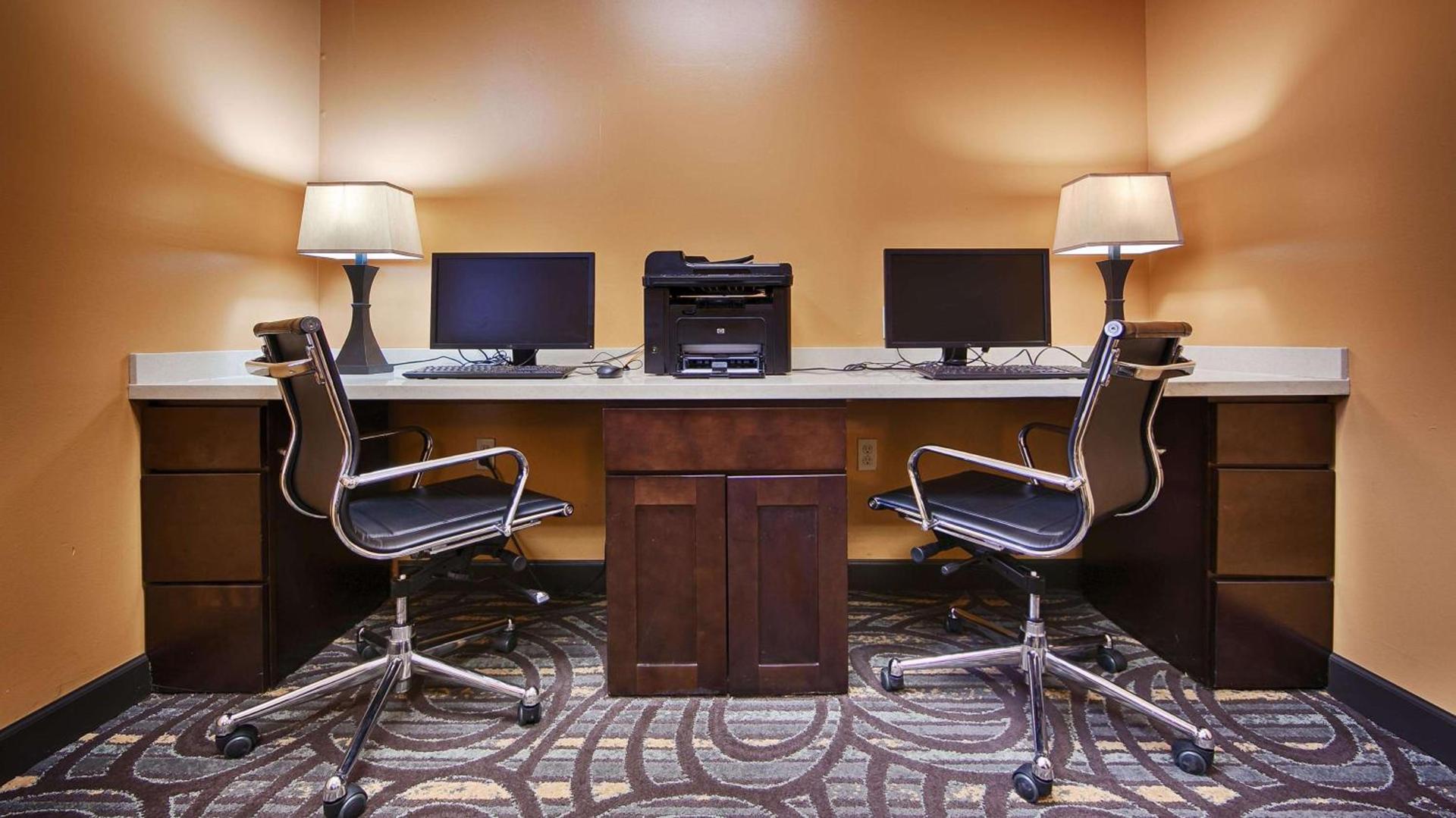 Best Western Plus Coldwater Hotel photo 5