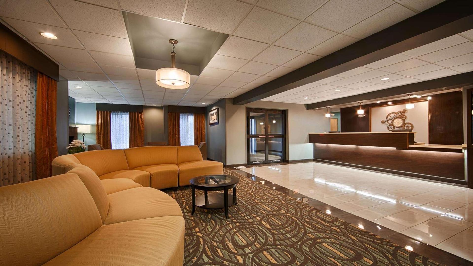 Best Western Plus Coldwater Hotel photo 2