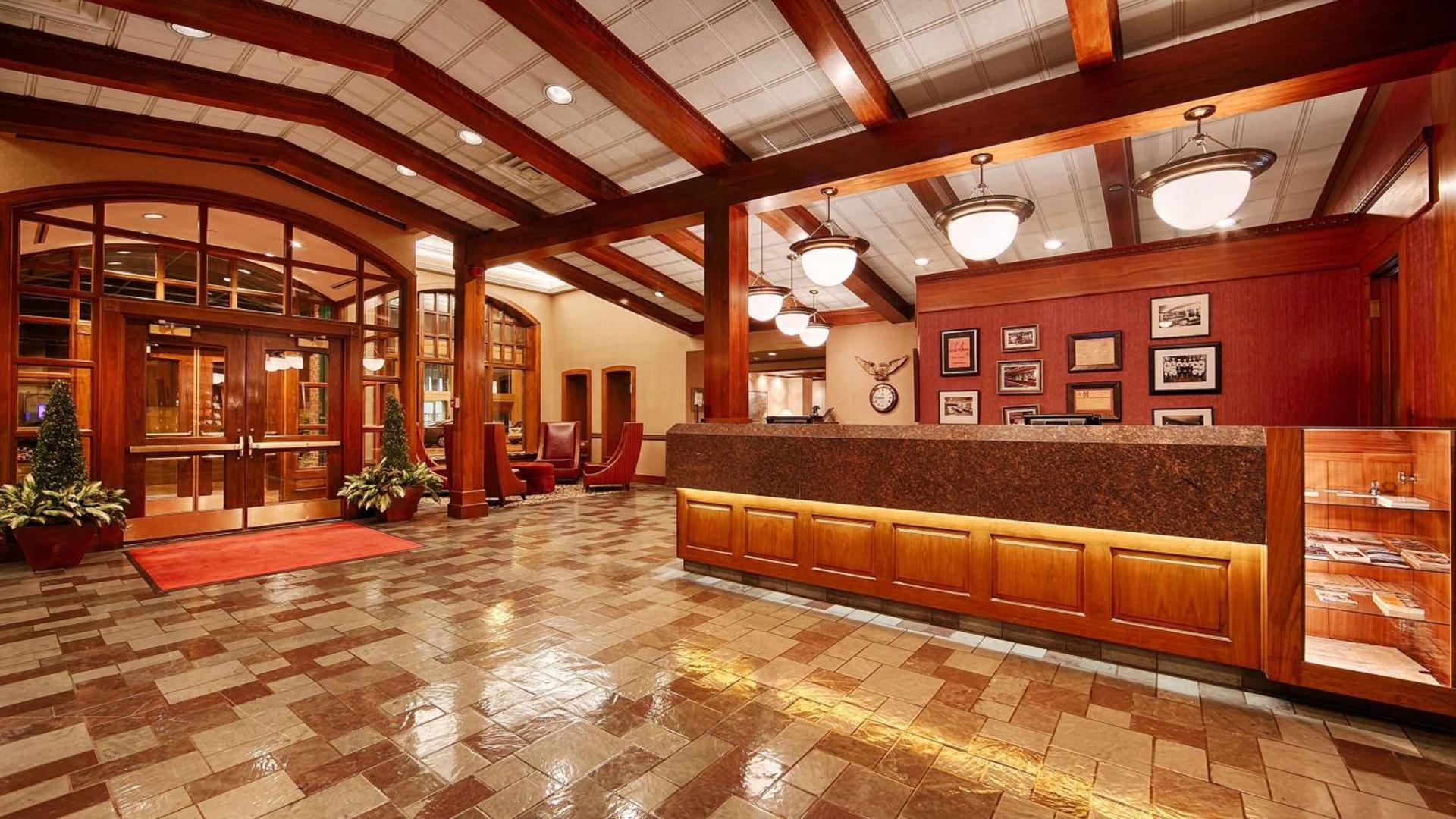 Best Western Plus The Normandy Inn & Suites photo 20