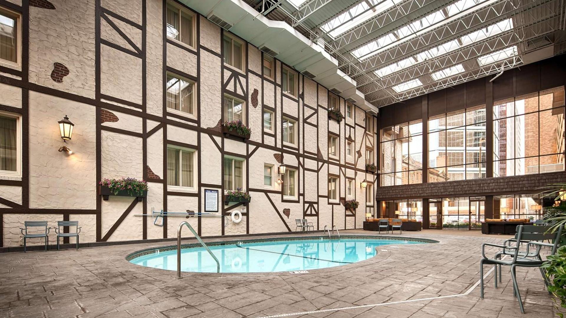 Best Western Plus The Normandy Inn & Suites photo 18