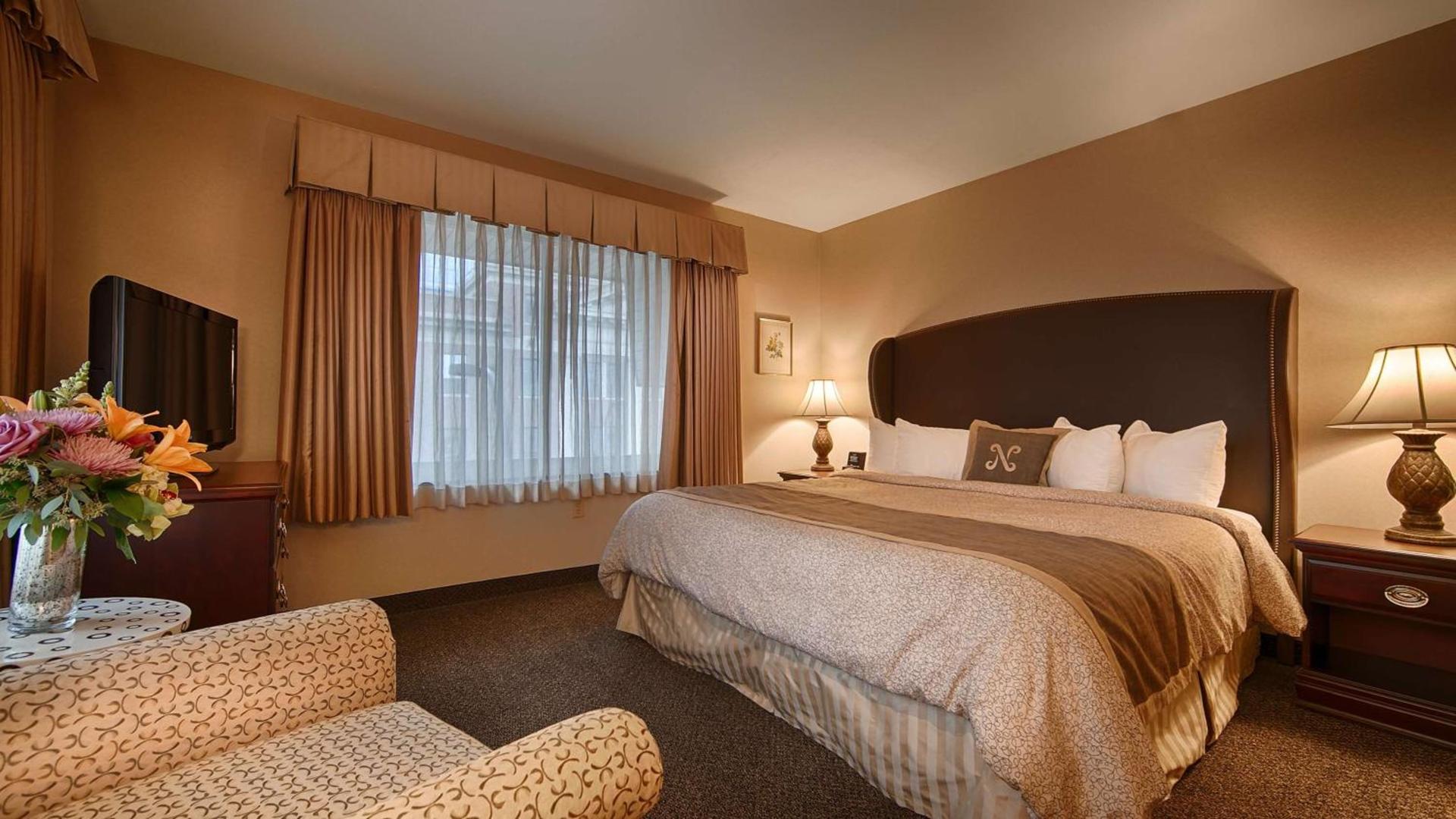 Best Western Plus The Normandy Inn & Suites photo 17