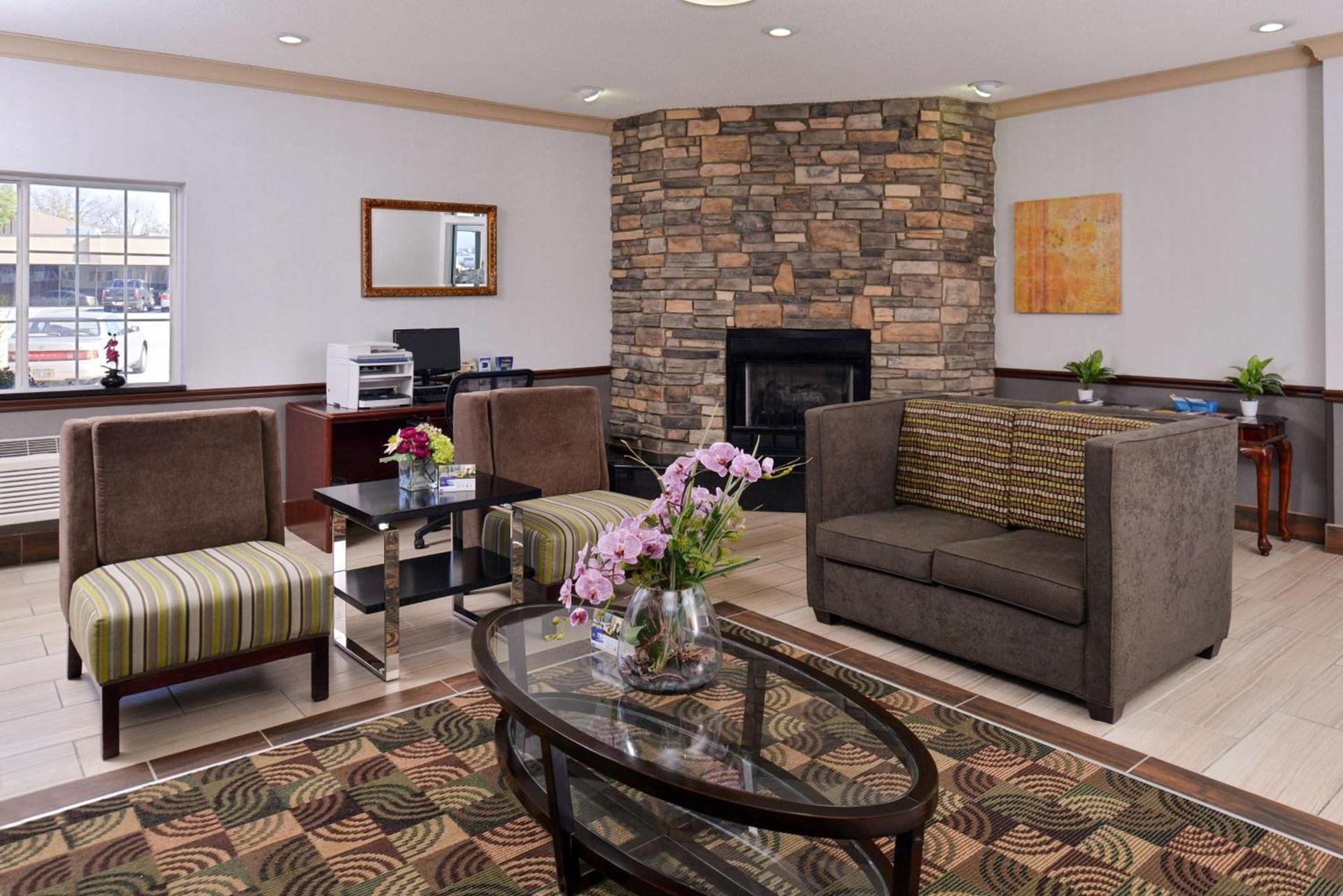 Old Mill Inn photo 3