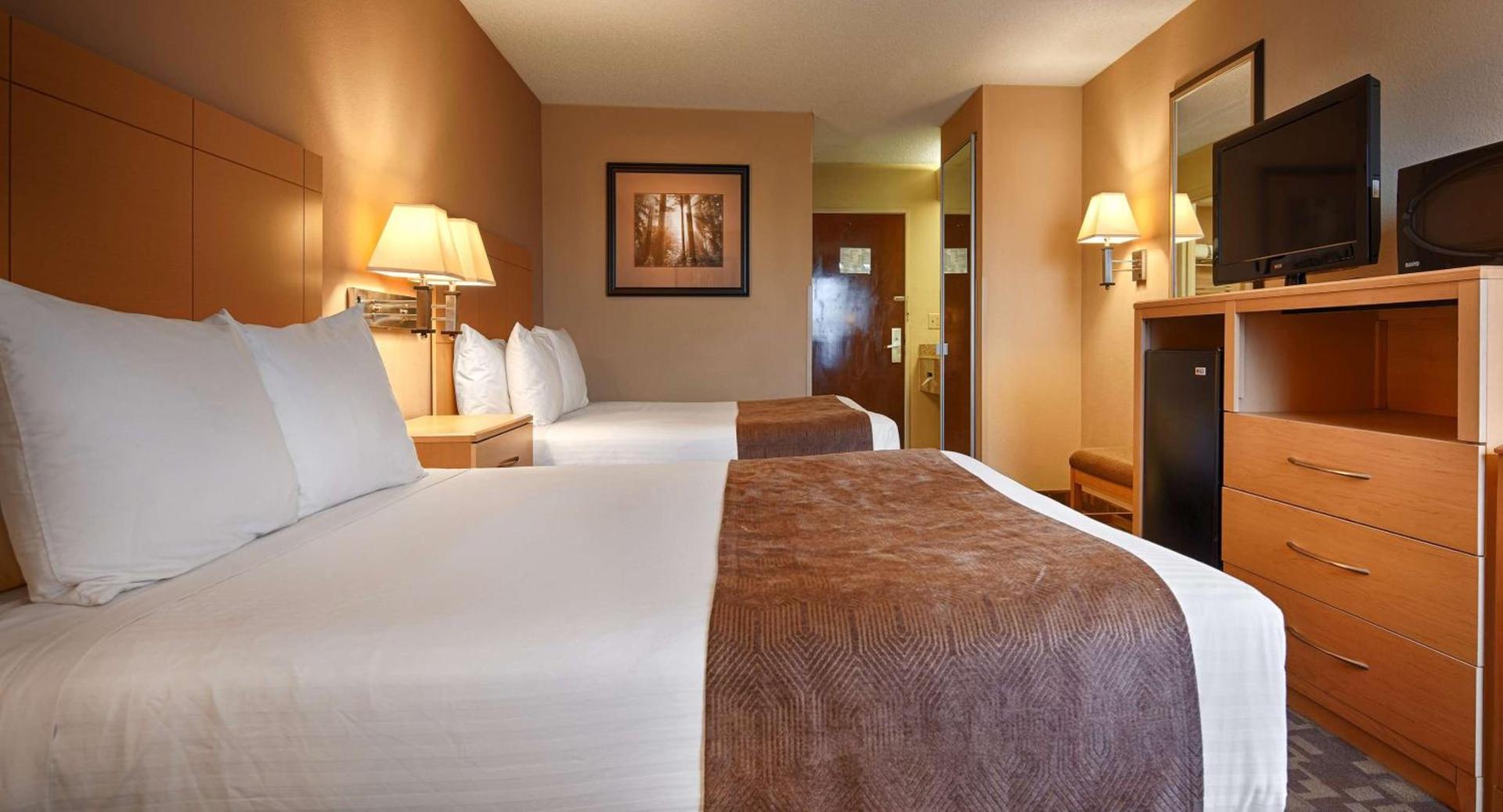 SureStay Plus Hotel by Best Western Roanoke Rapids I-95 photo 2