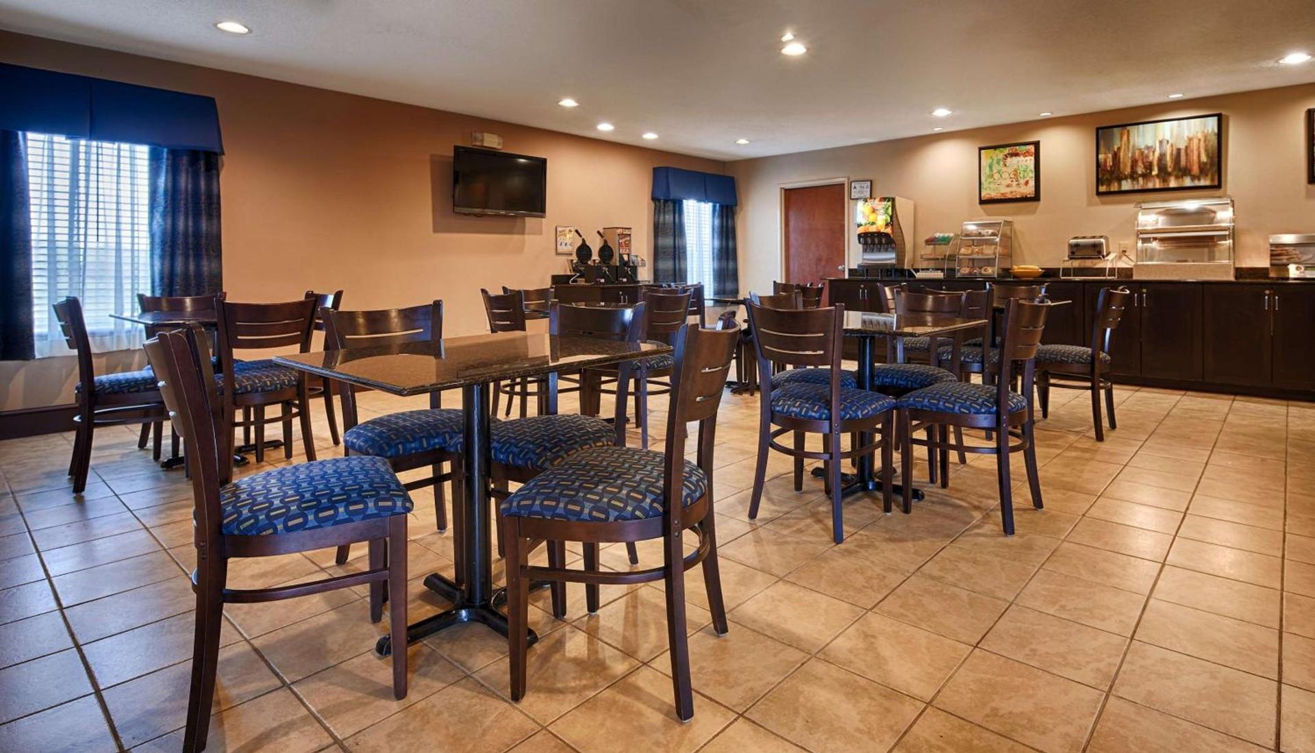 SureStay Plus Hotel by Best Western Roanoke Rapids I-95 photo 7