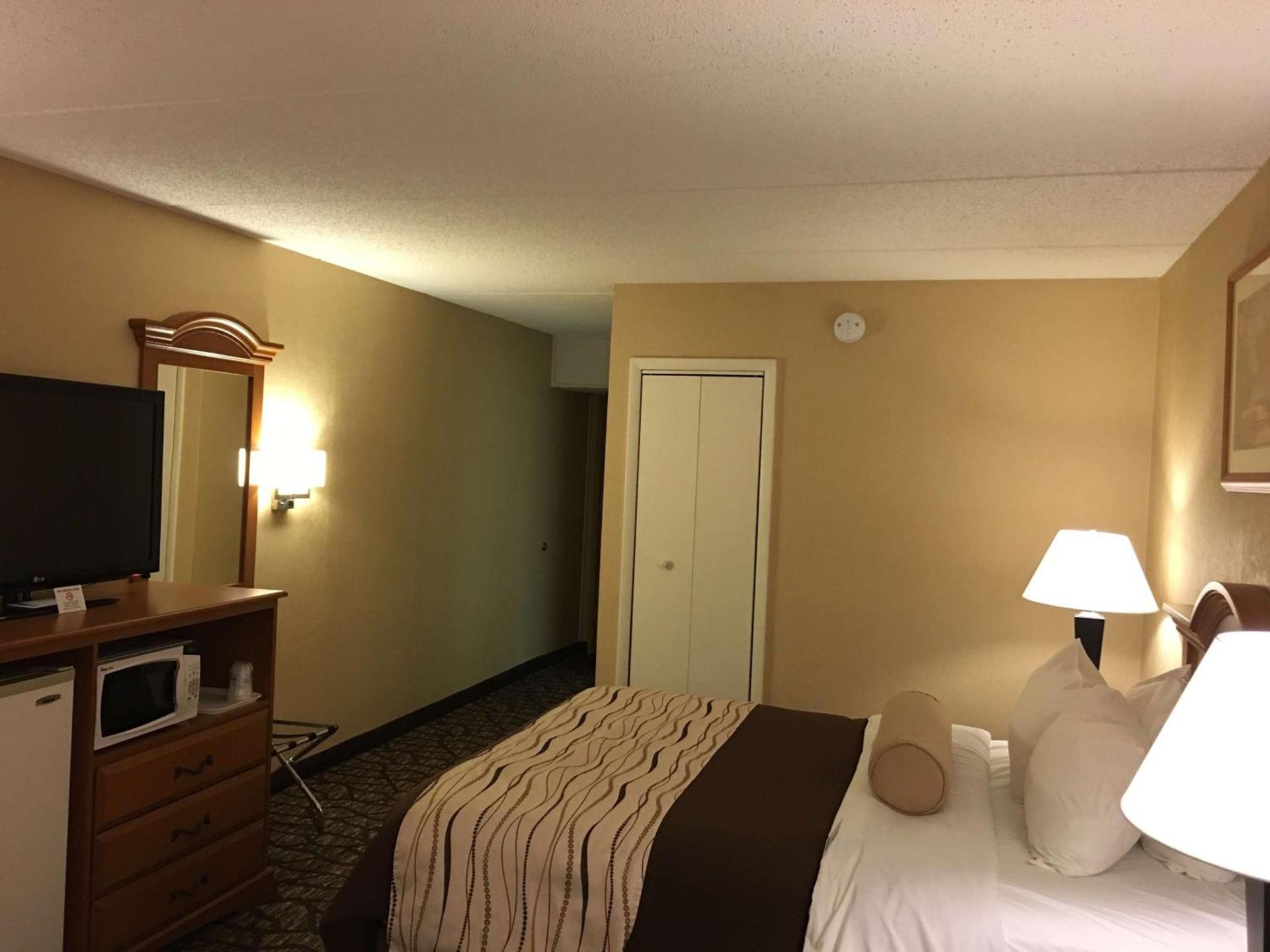 Best Western Clifton Park photo 10