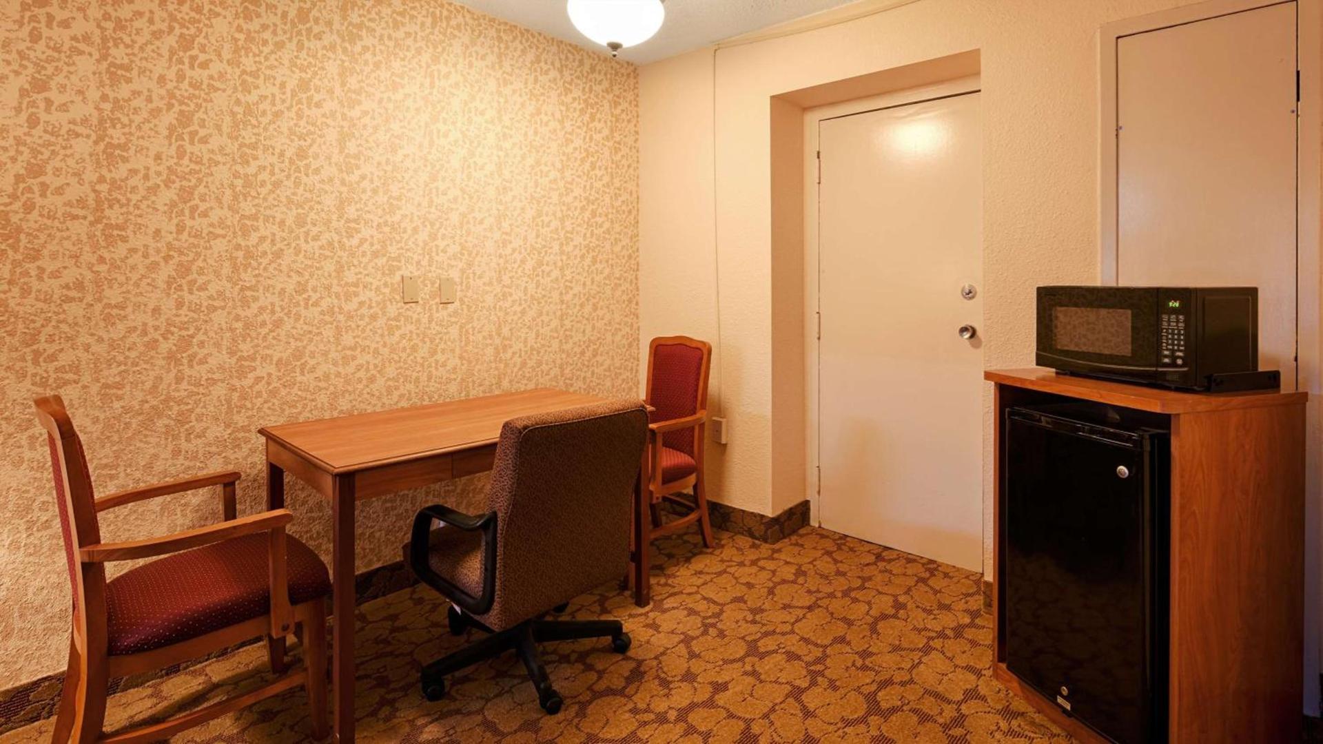 Best Western Tulsa Airport photo 5