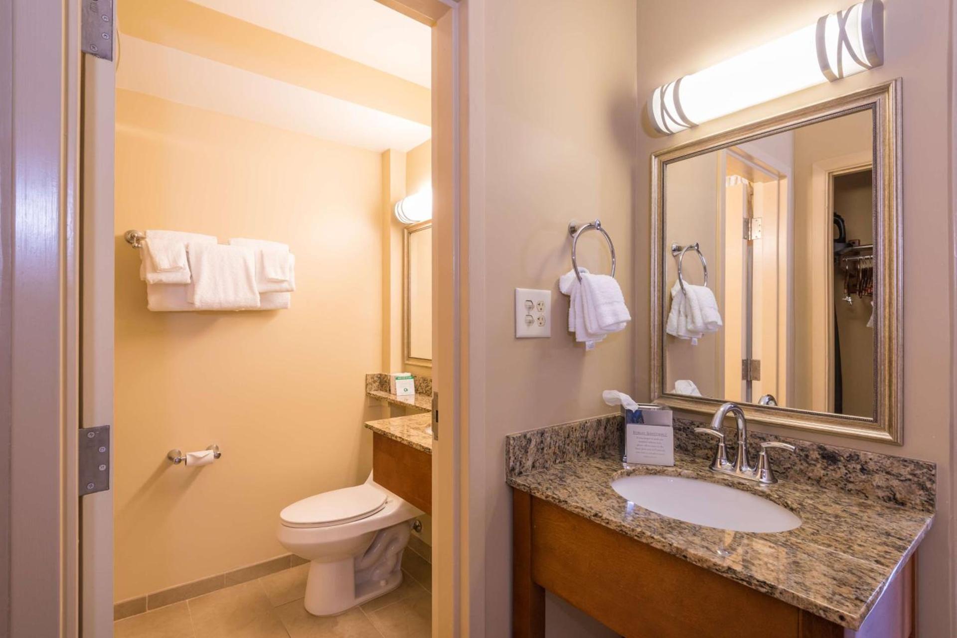 Best Western Charleston Inn photo 52